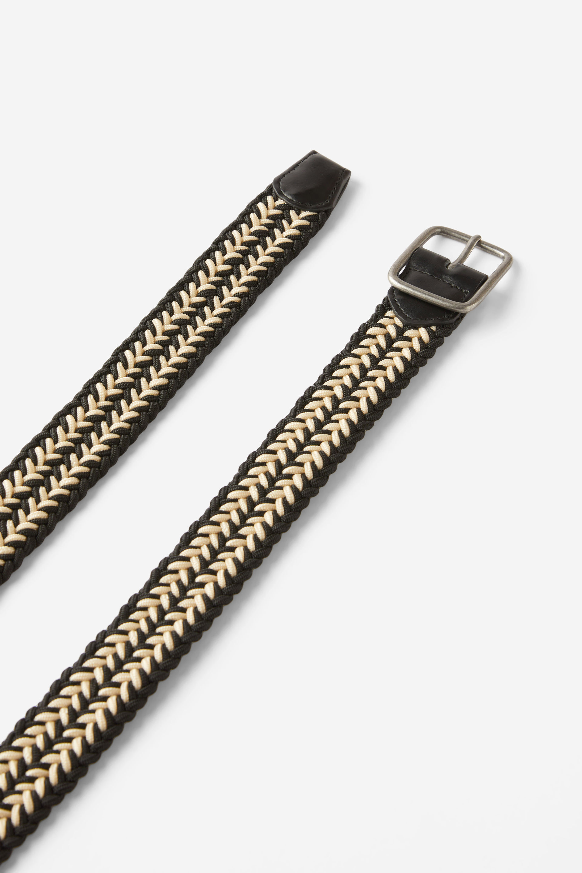 buckle detail