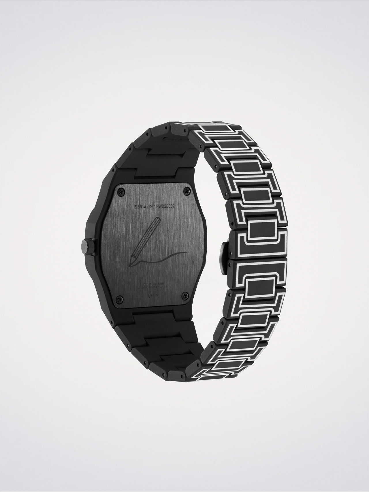 case and bracelet angle