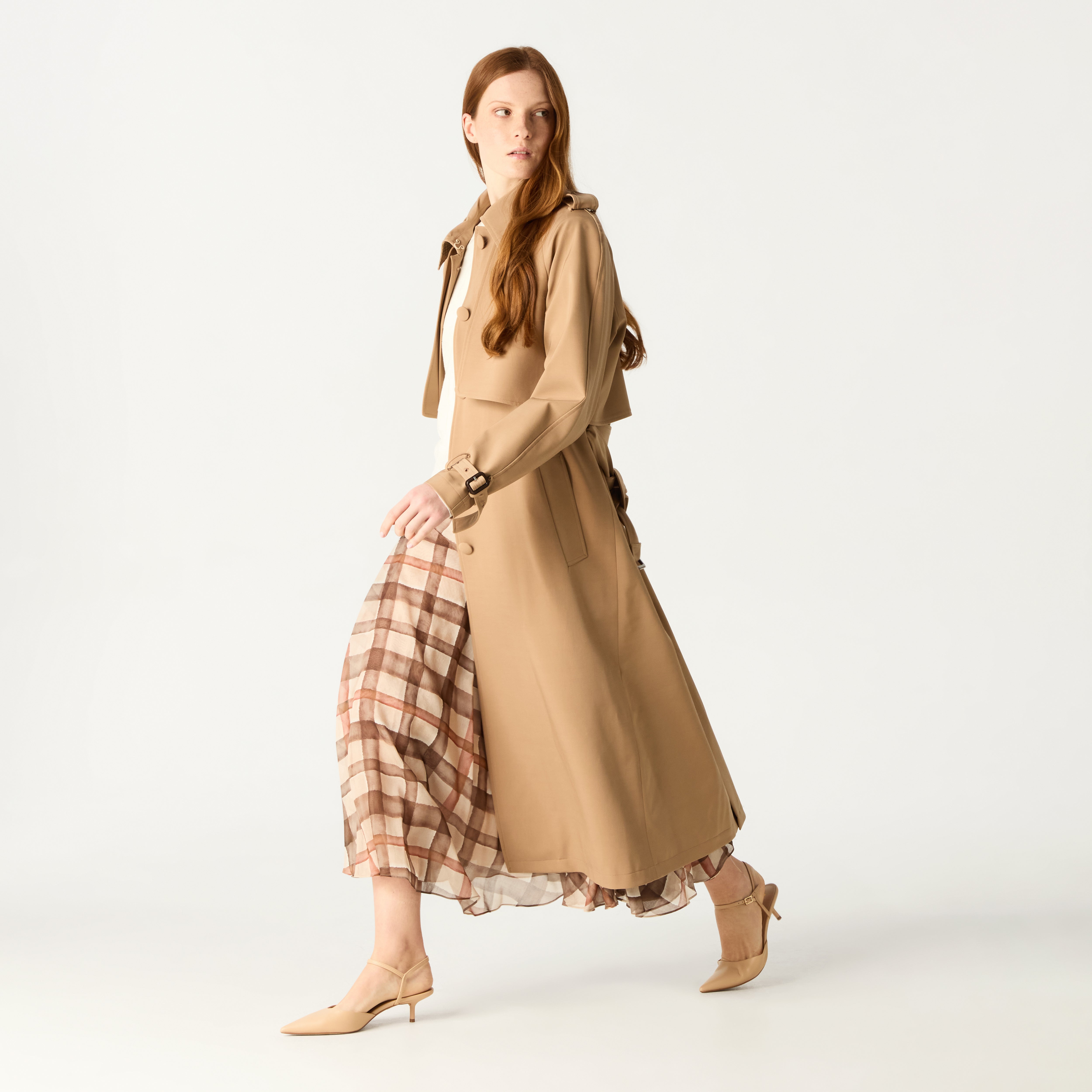Fabric movement on hanger