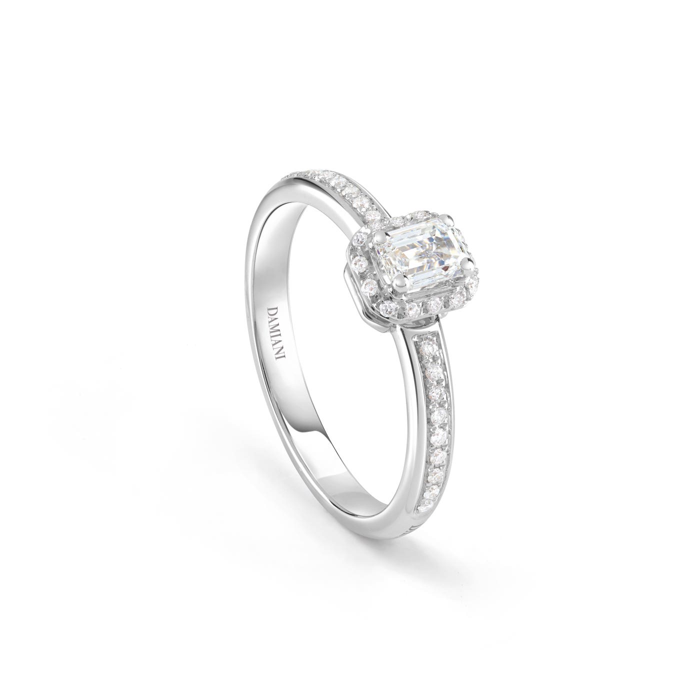 Emerald-cut Minou diamond ring variant