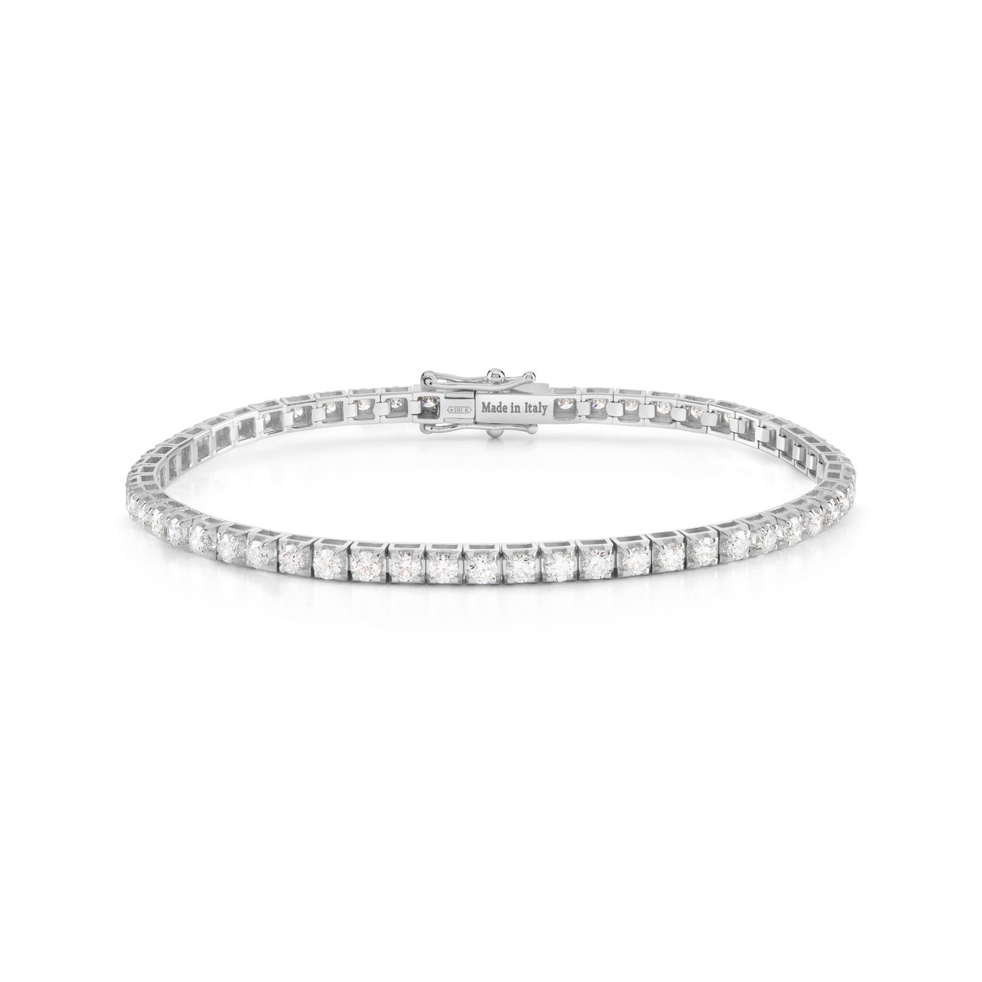 Slim Veramore tennis bracelet profile