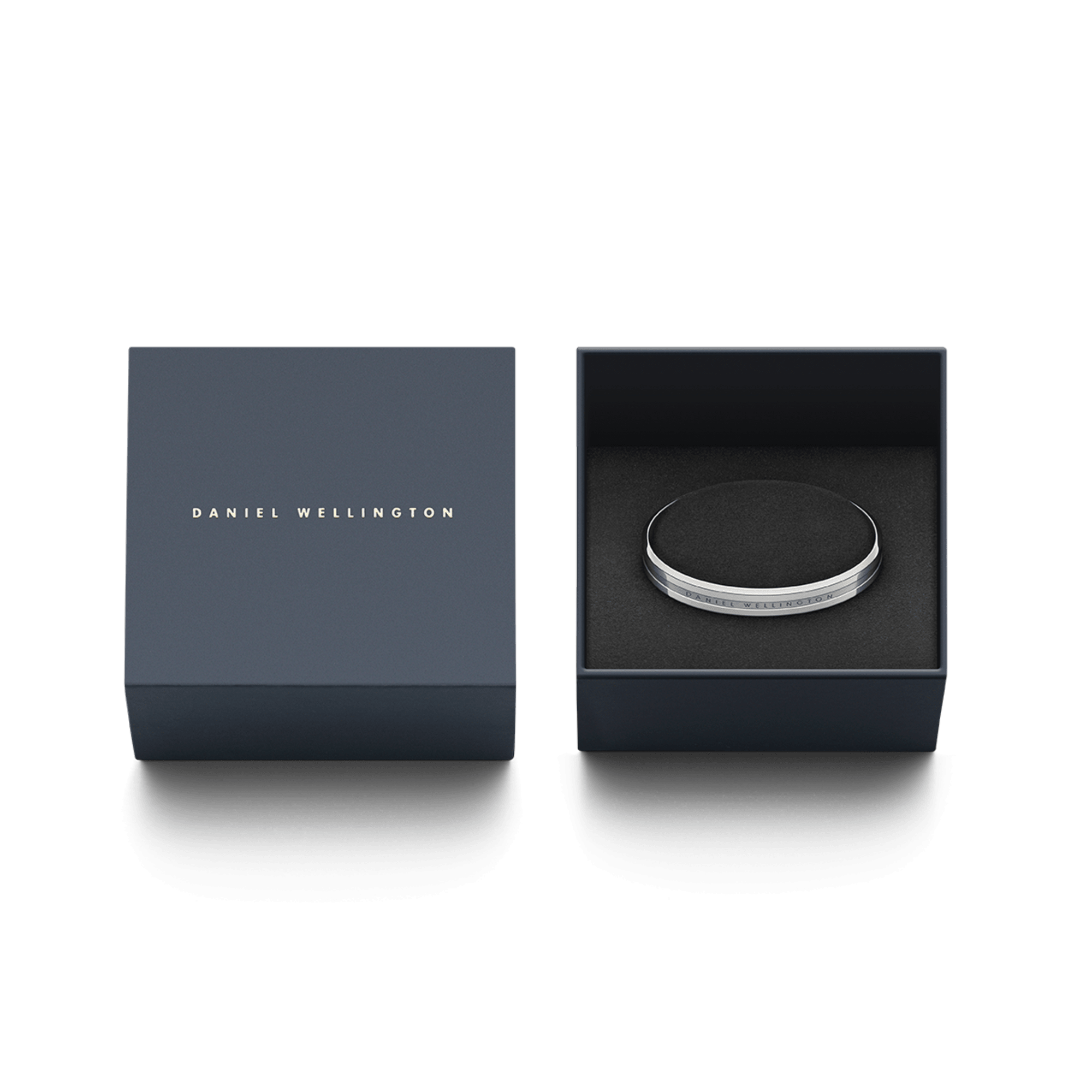 Elan Bracelet — dial or material close-up