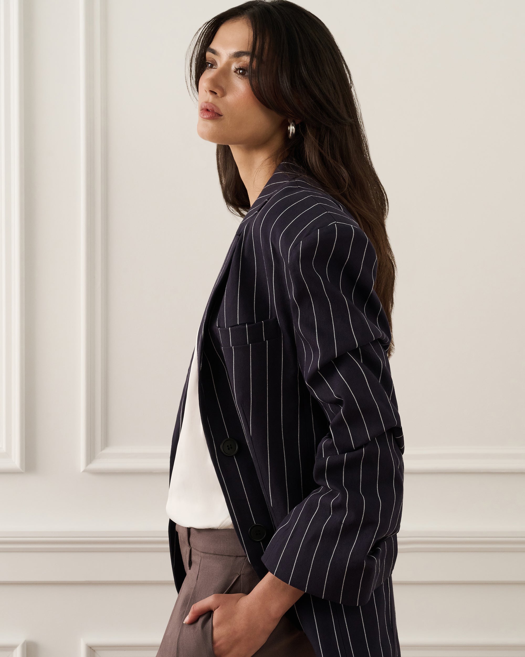 Cinched Sleeve Boxy Blazer official angle 6