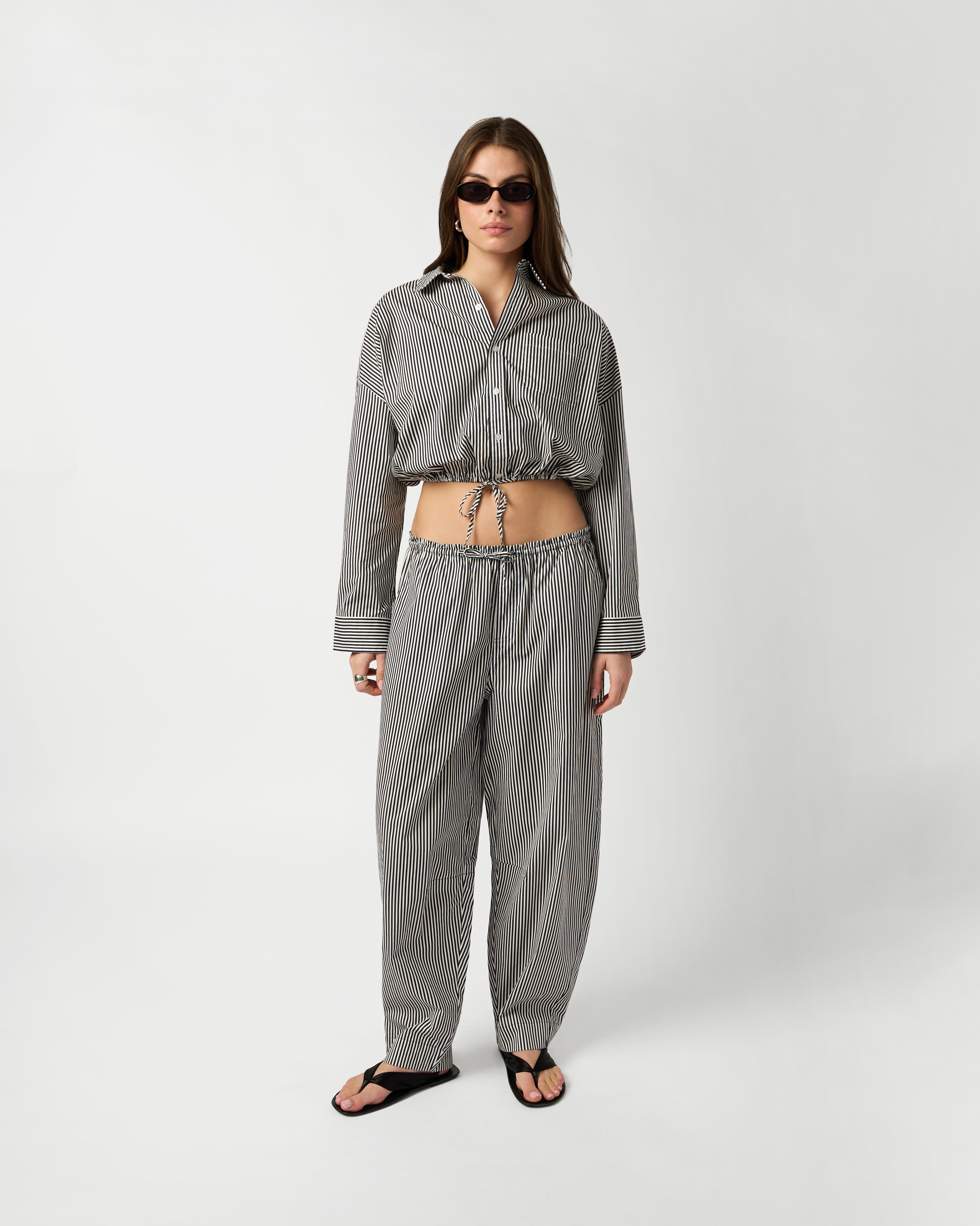 Striped Pull On Balloon Pant official angle 4
