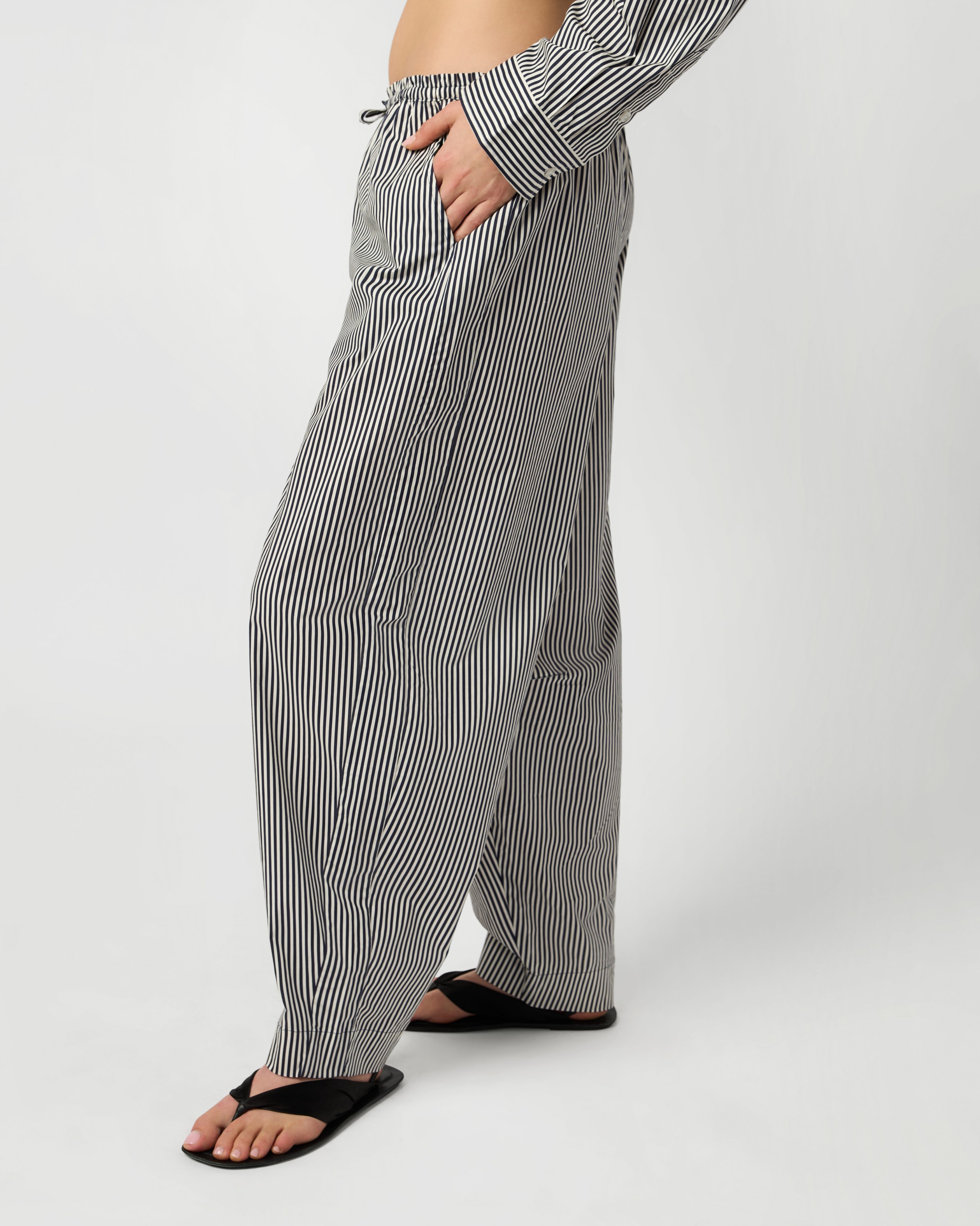 Striped Pull On Balloon Pant official angle 5