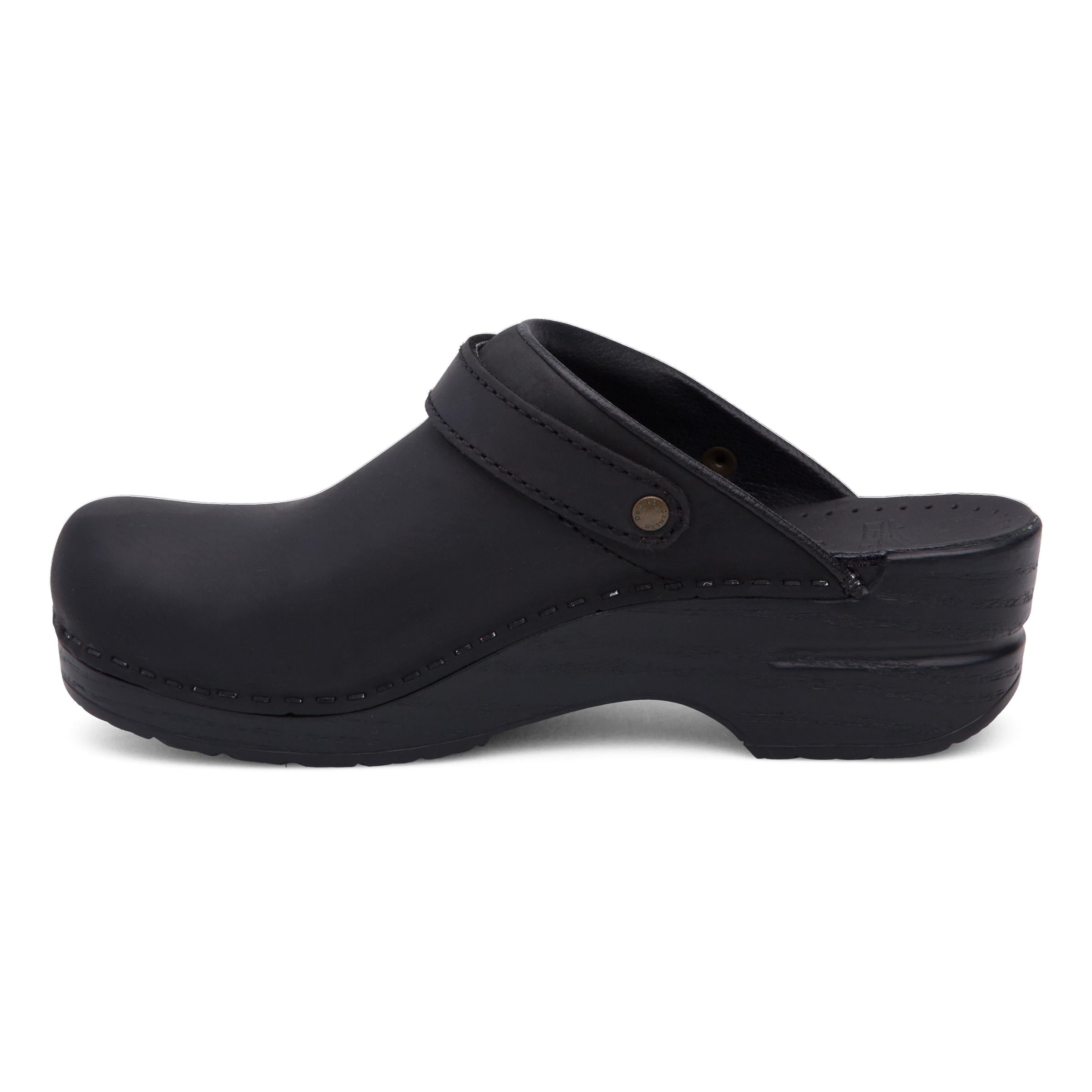 Open-back mule profile