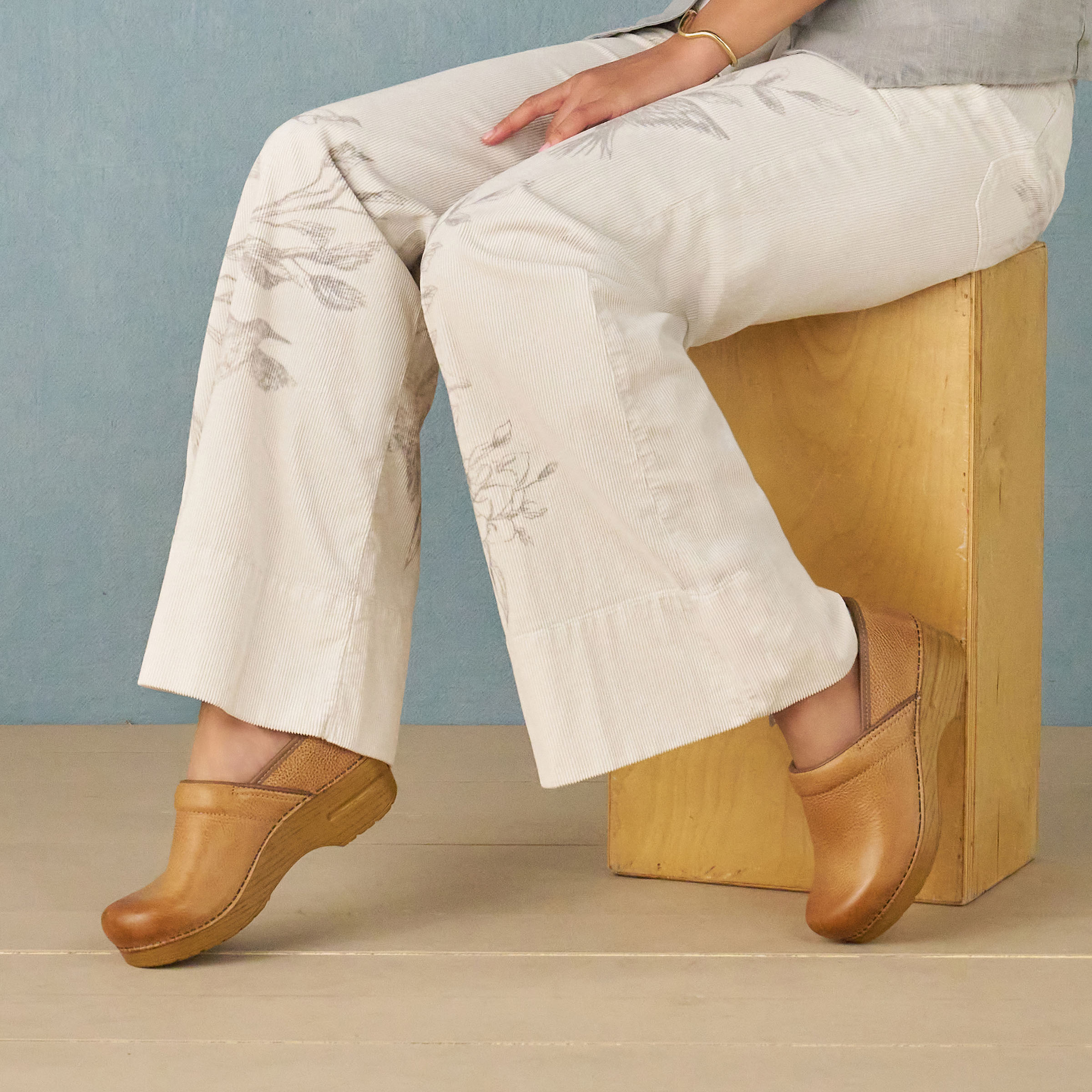 Lifestyle detail in honey leather
