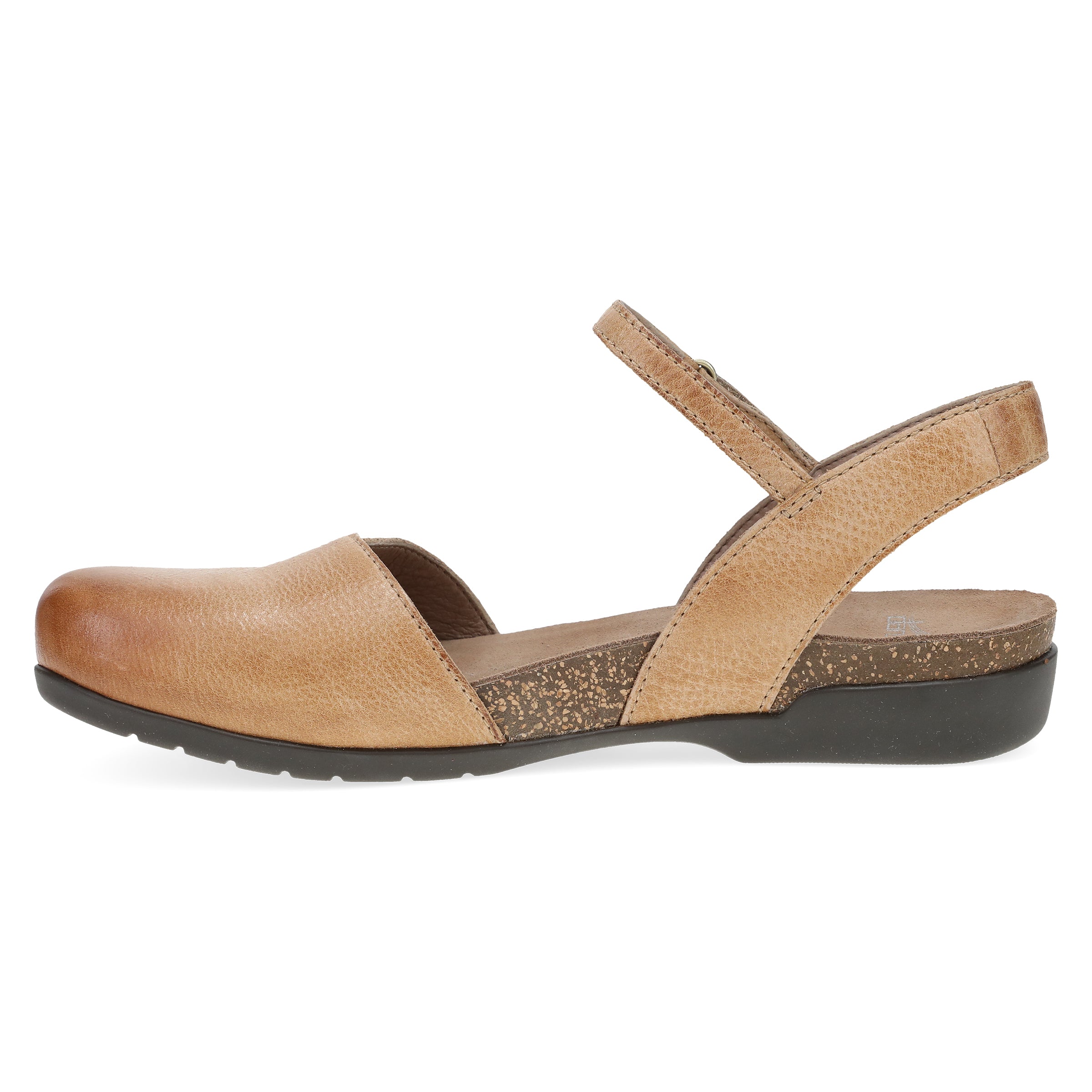 Side profile with closed toe and low wedge