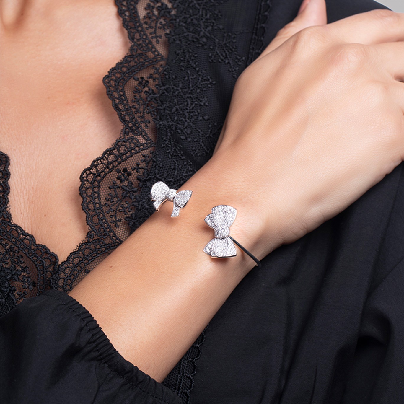 Beaux small ring