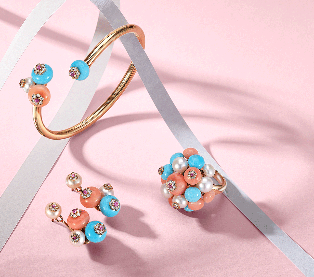 Berry small stud earrings