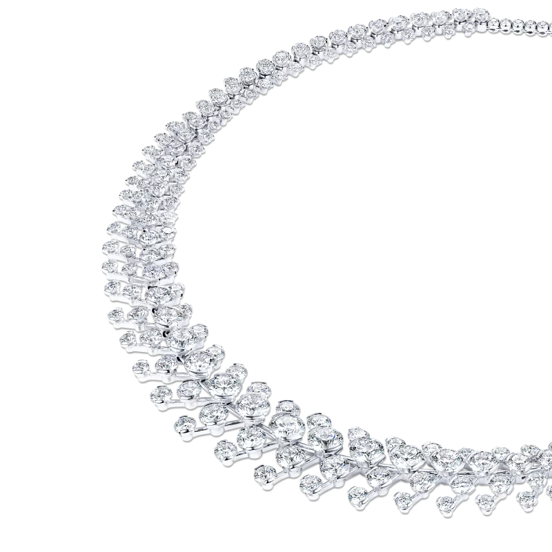 Riviera necklace detail