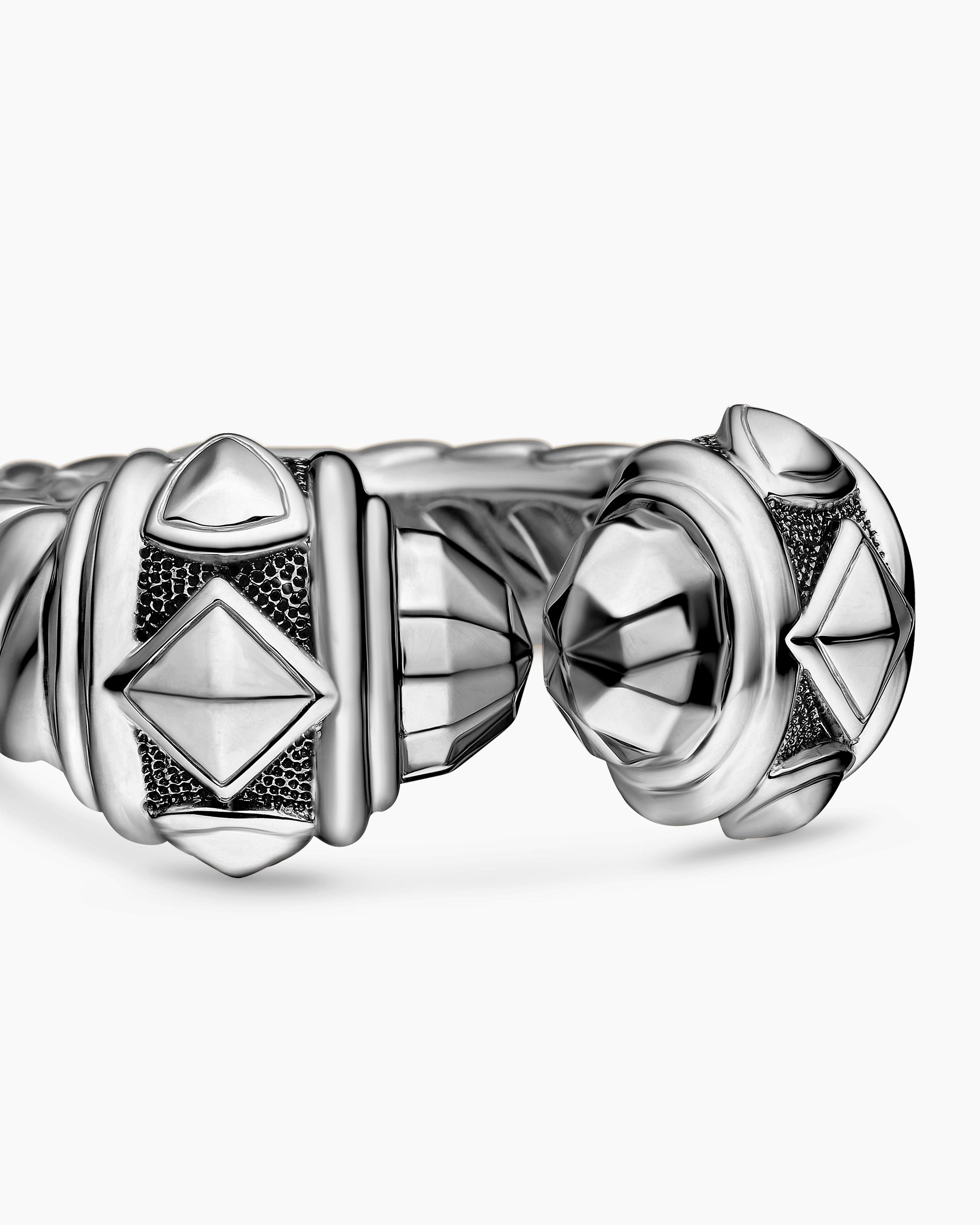 Renaissance Ring, alternate detail view