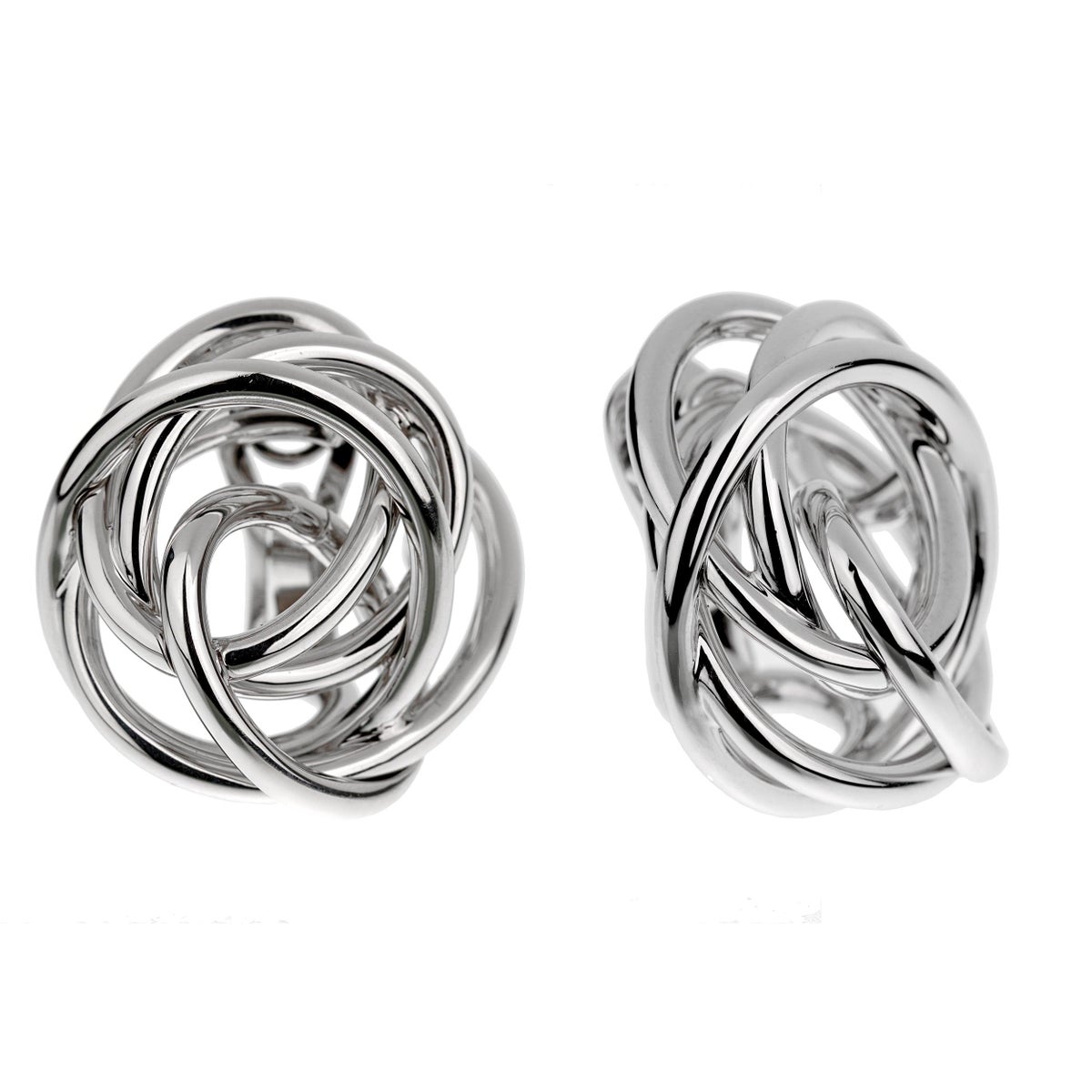 Front view of the interlaced loops