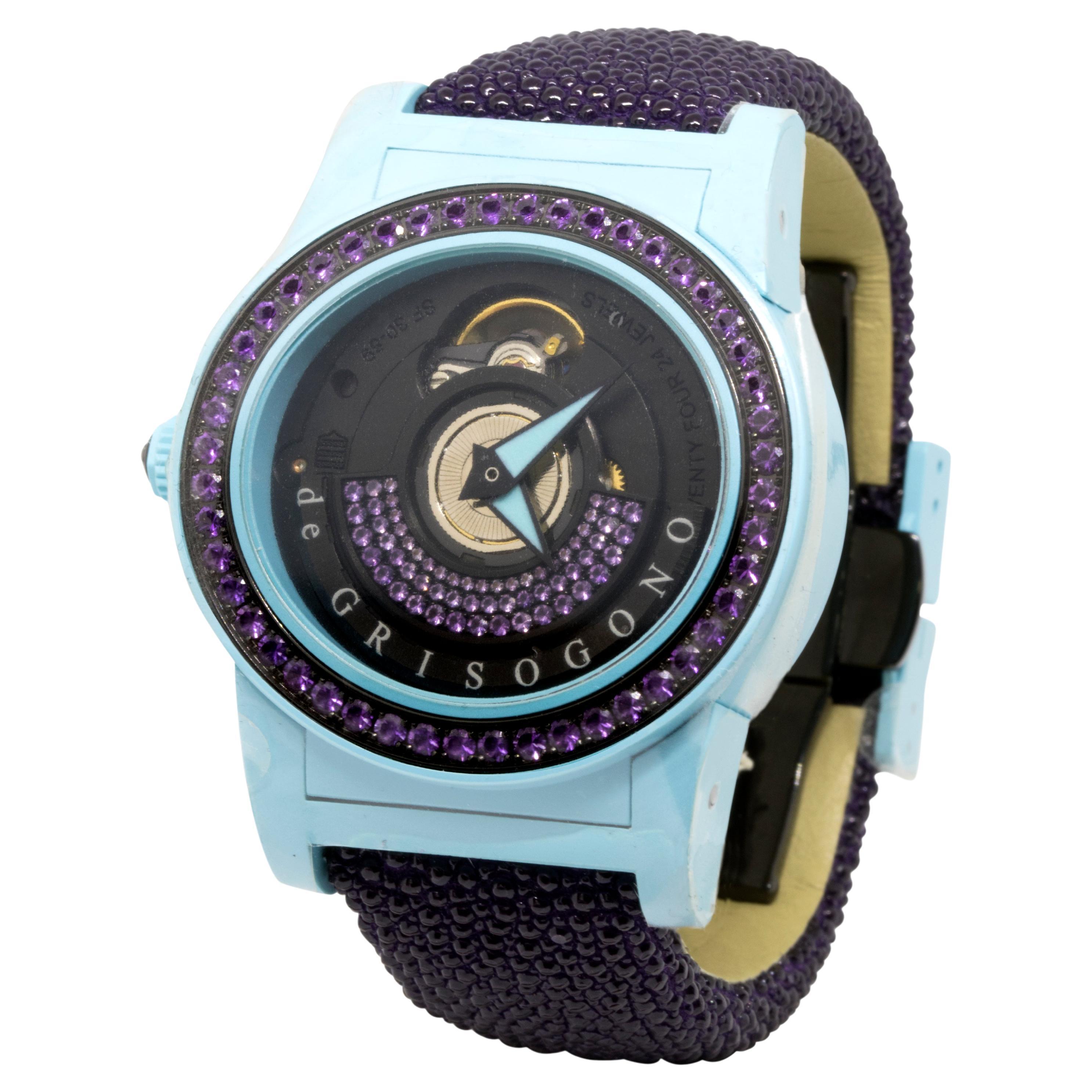 Front view of the luminous round case