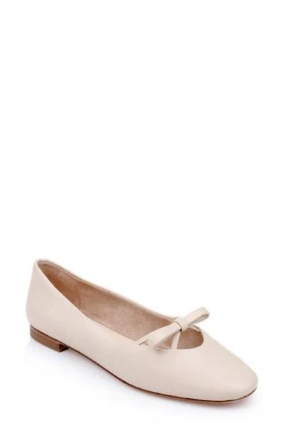 Butter leather Dixon flat with soft rounded toe