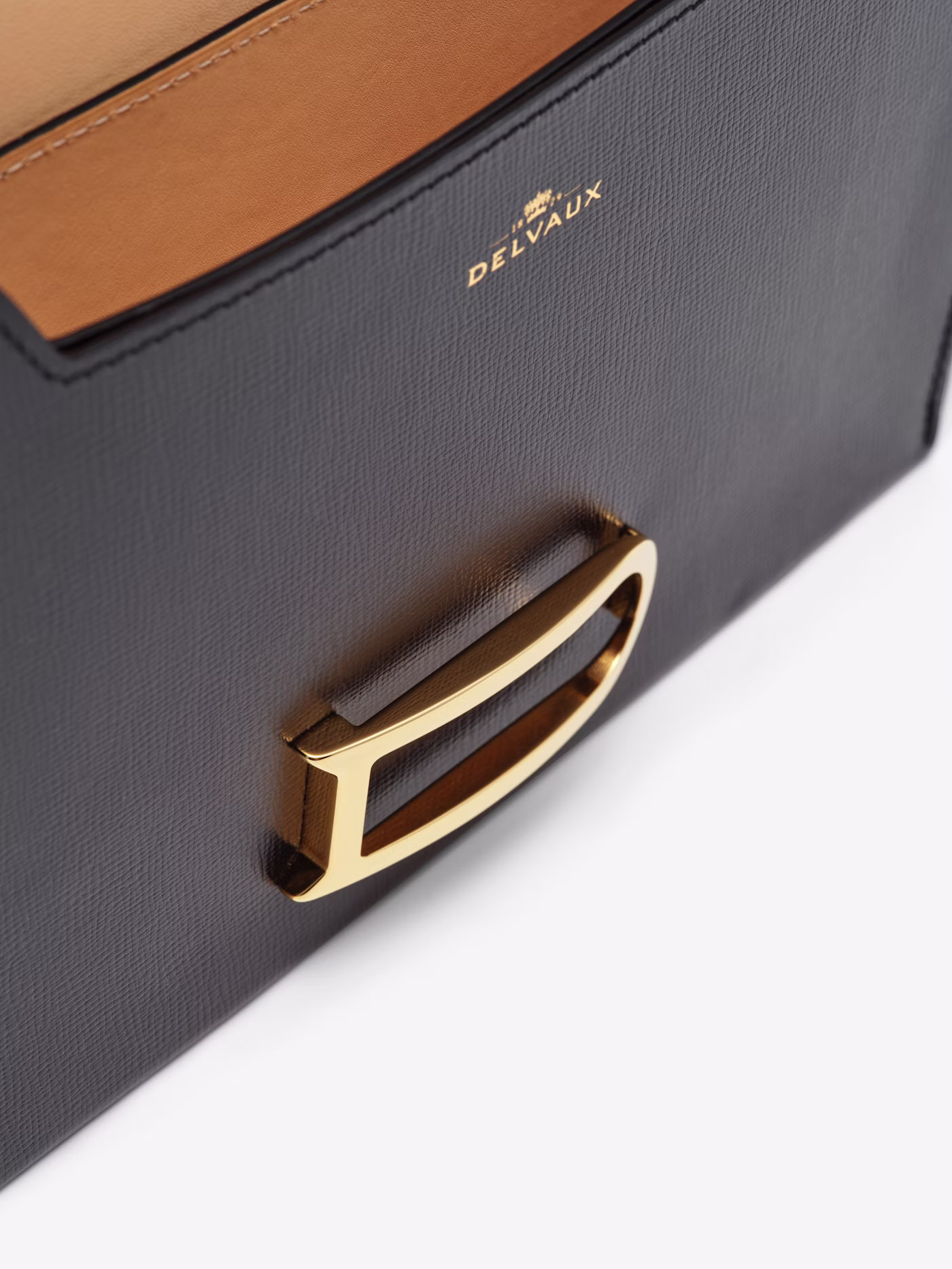 Open compartment view