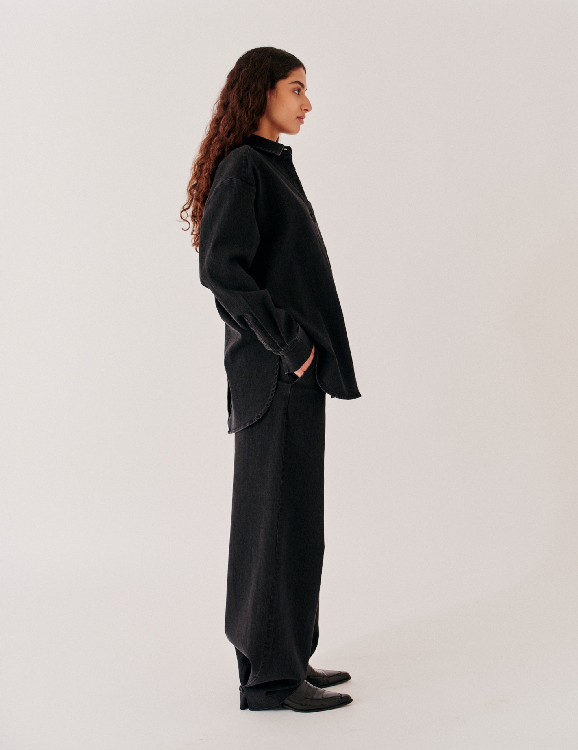 Side view of the oversized cut