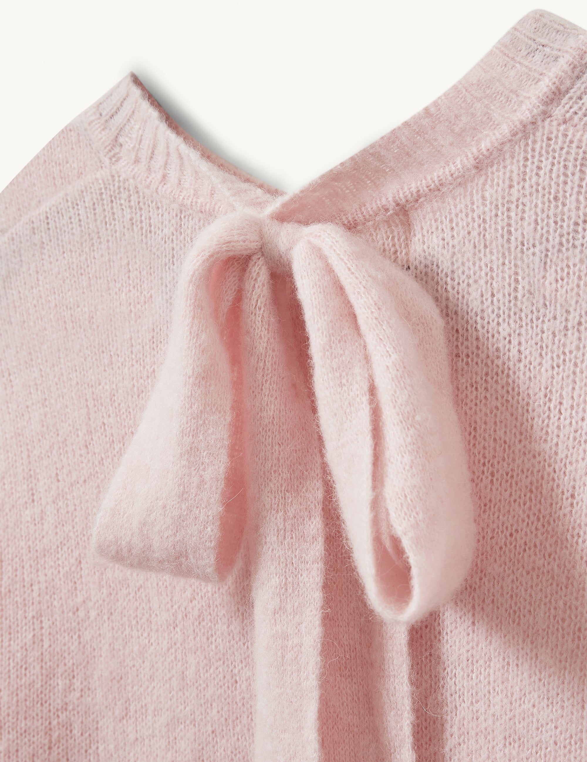 Close-up of the tied scarf detail