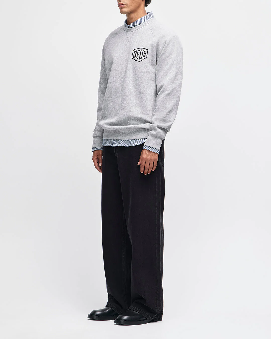 Fleece texture and hem detail
