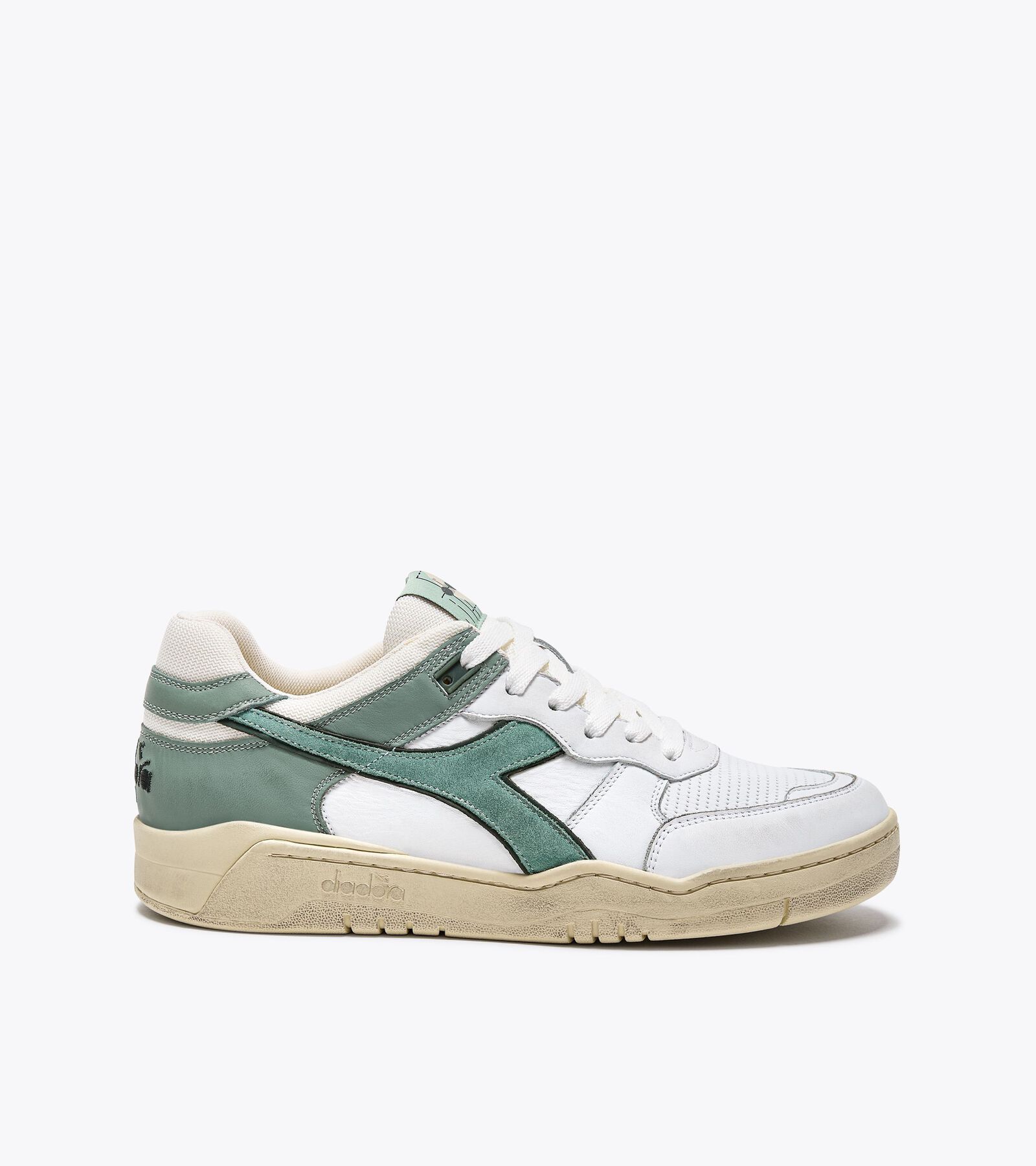 Diadora