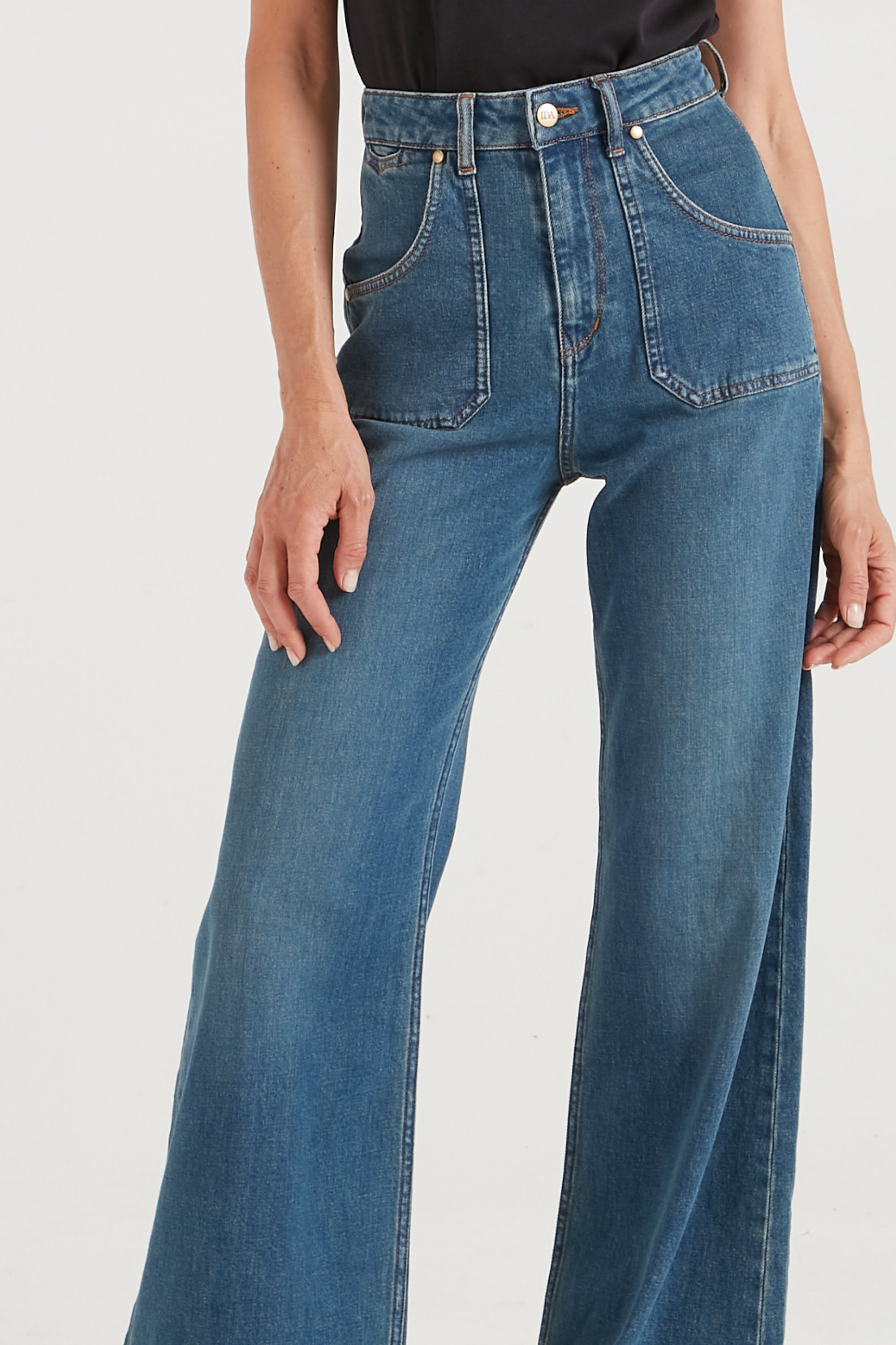 waist and pocket closeup