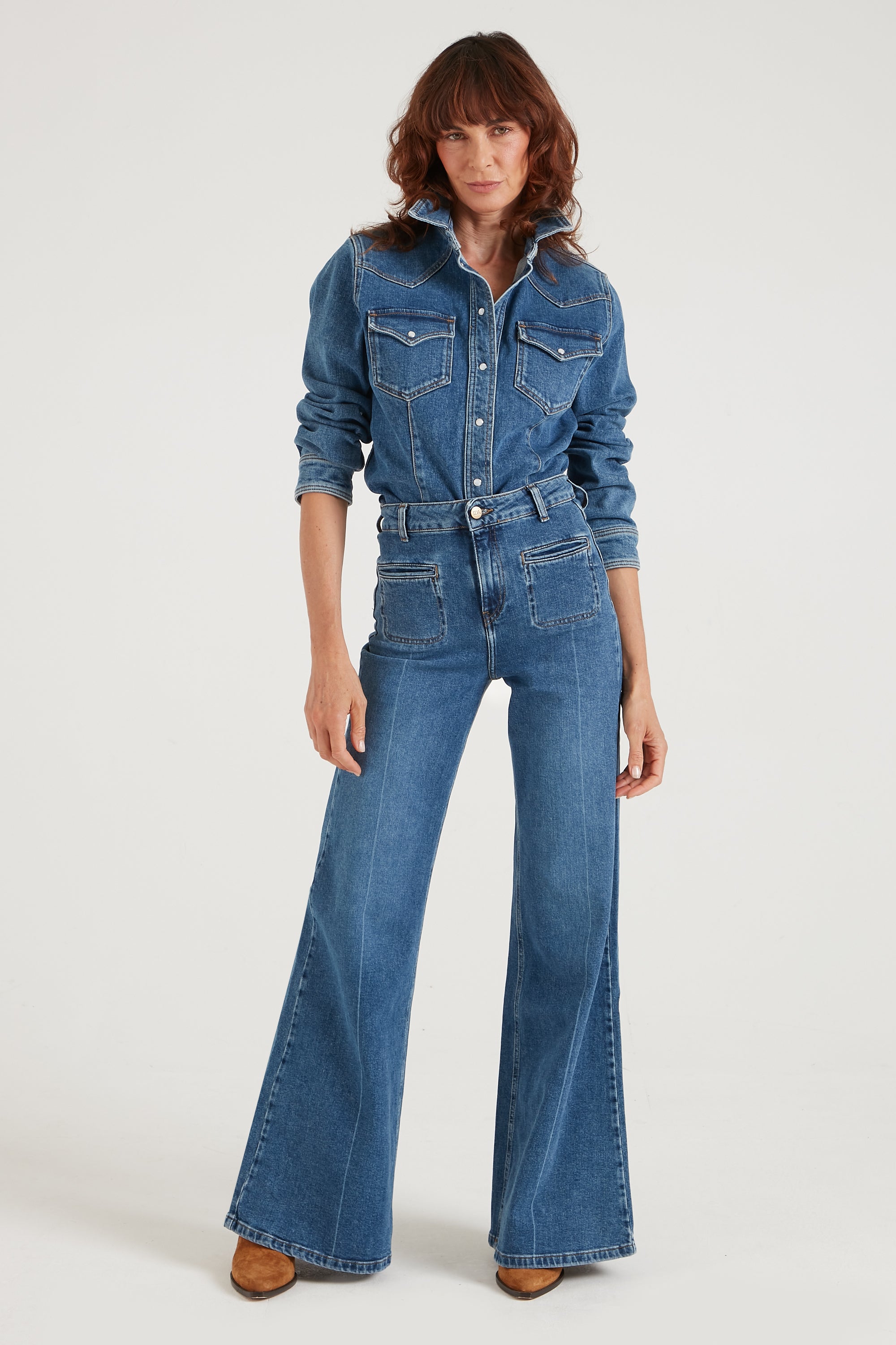 three-quarter styling