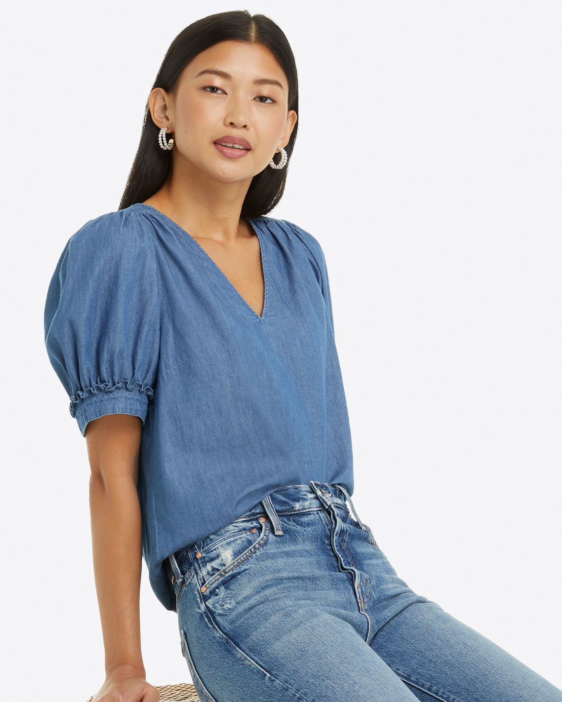 Heidi V-Neck Top in Chambray