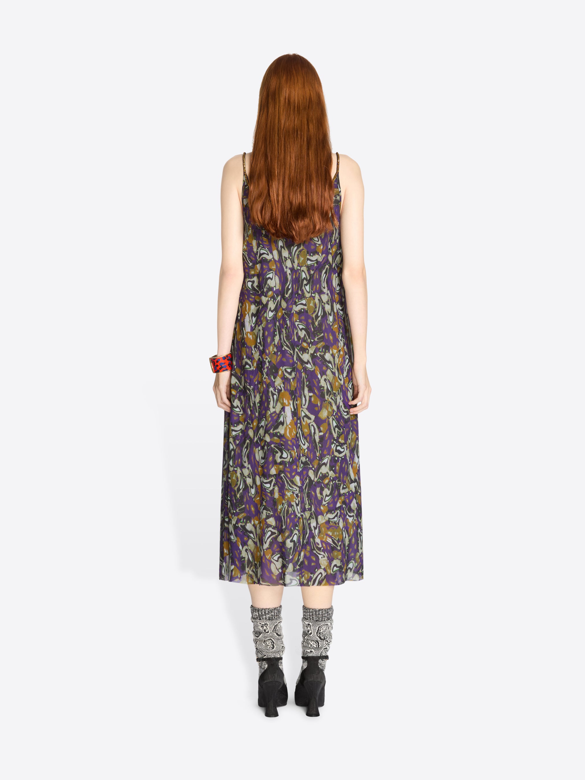 back and hem movement