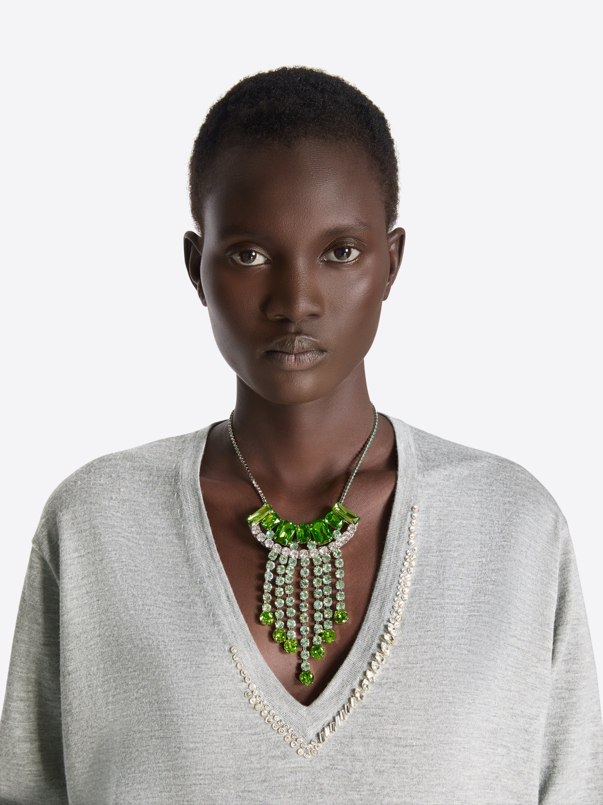 neckline scale