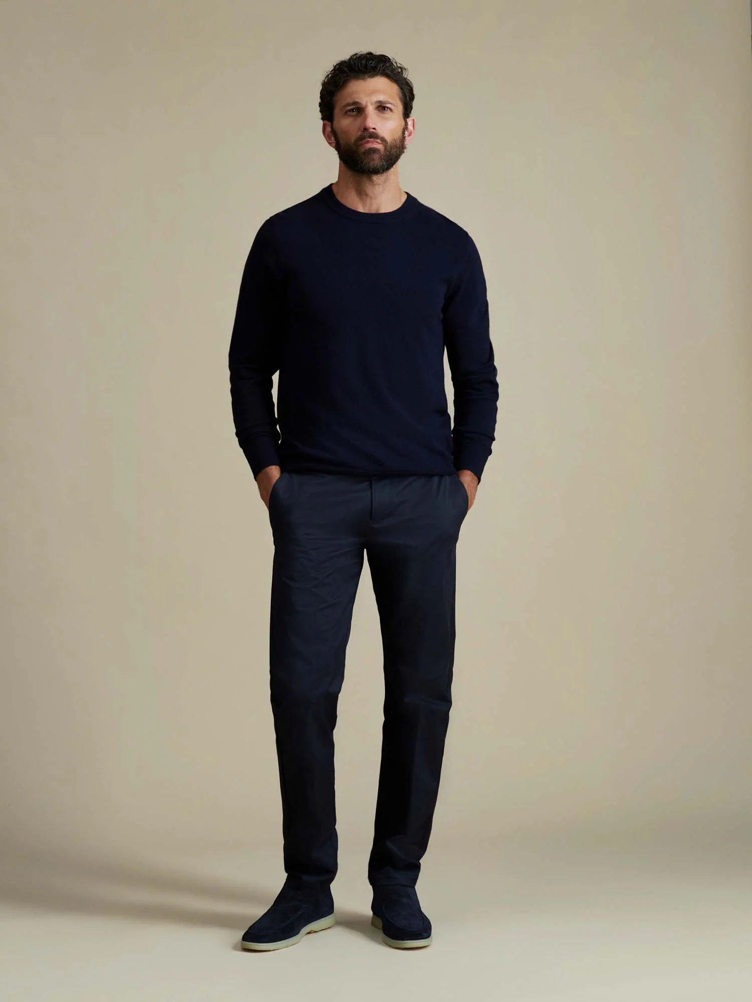 crew neck detail