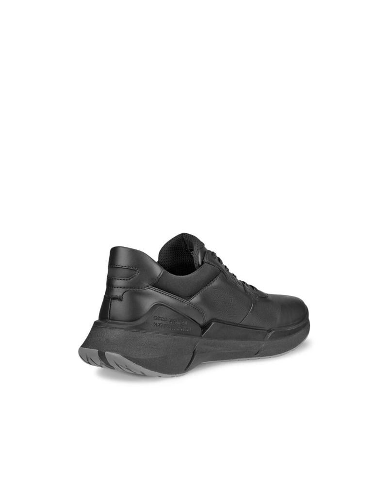heel and rear-quarter view