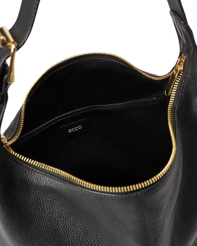 interior zip detail