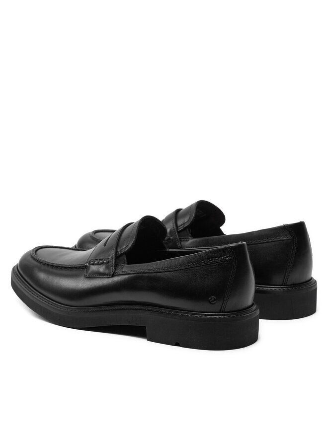 three-quarter loafer view