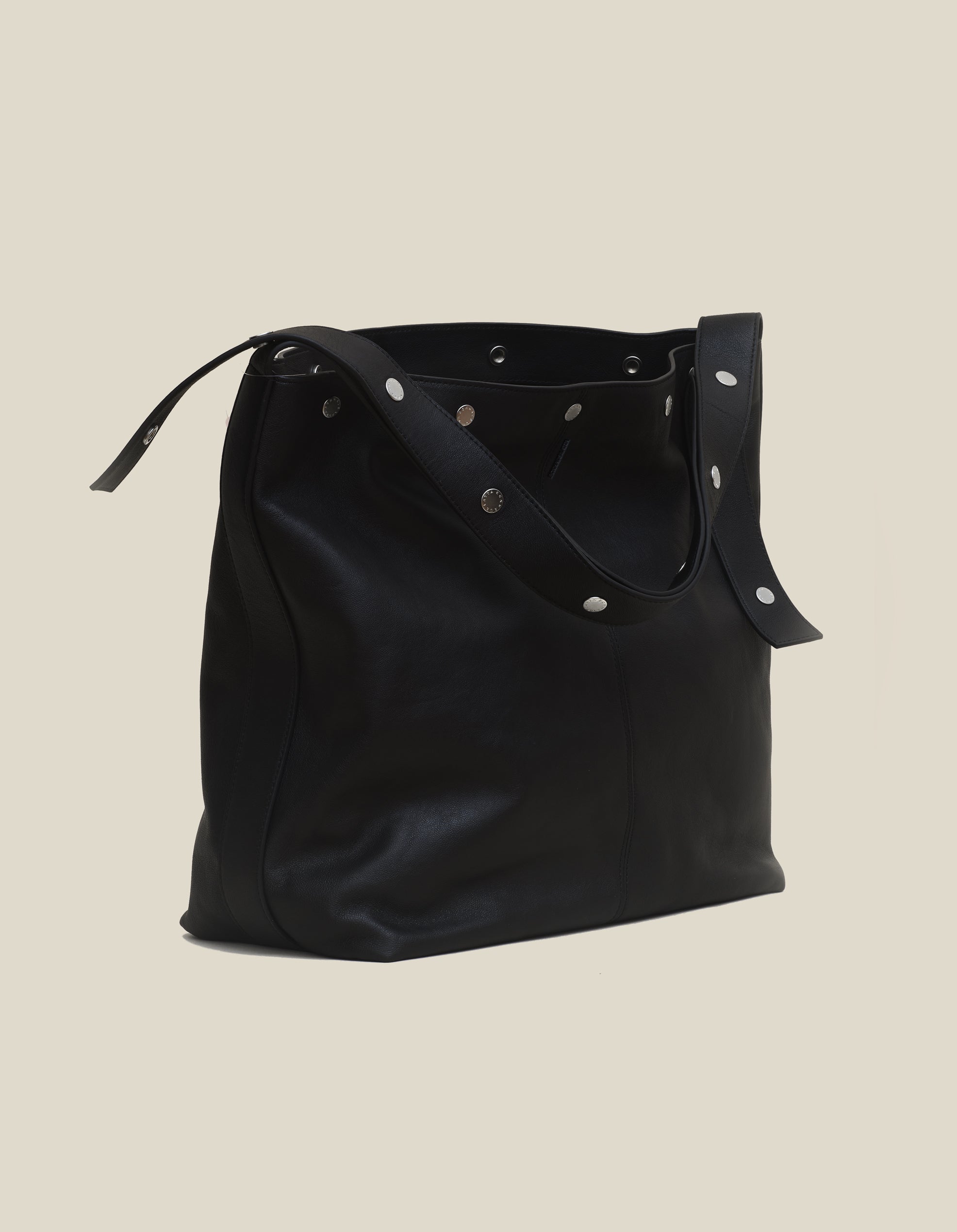 black colourway