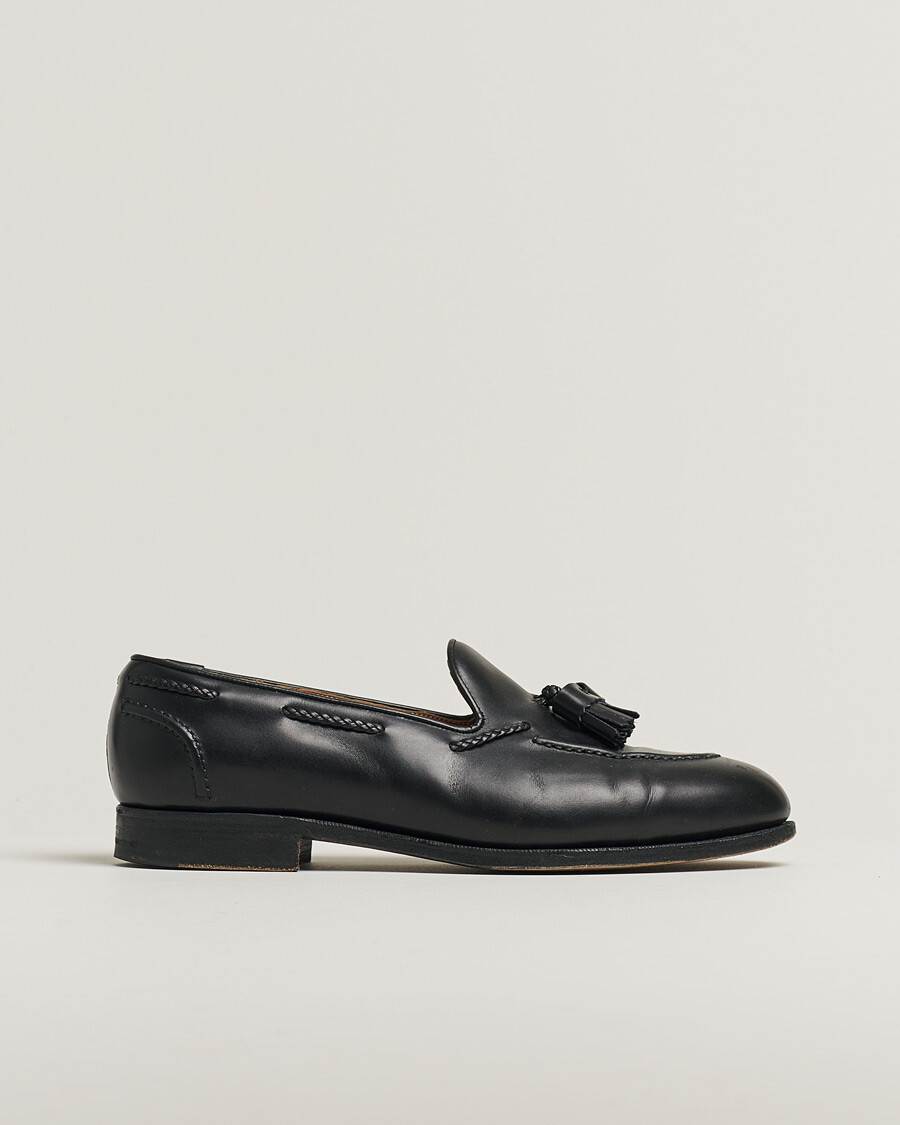 black calf side view