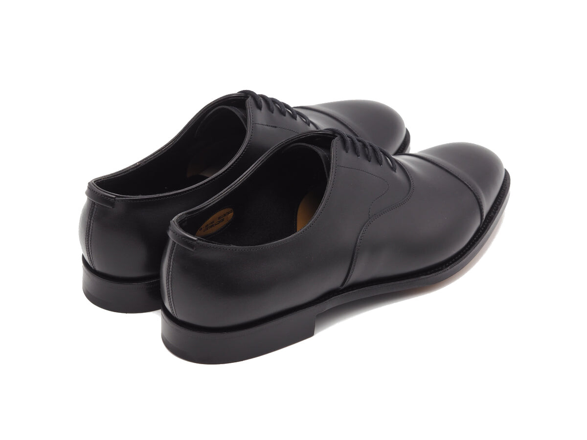 heel and quarter view