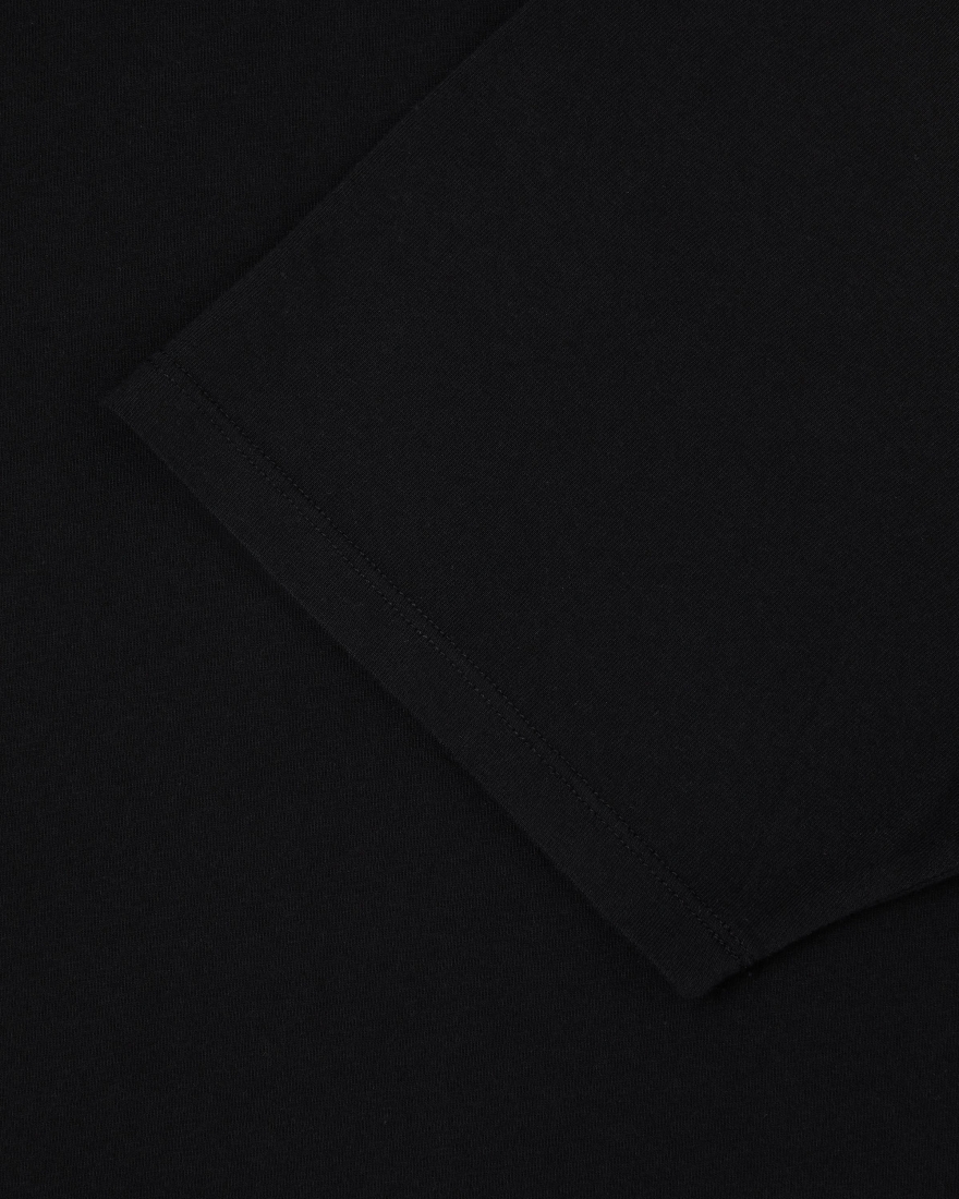sleeve detail