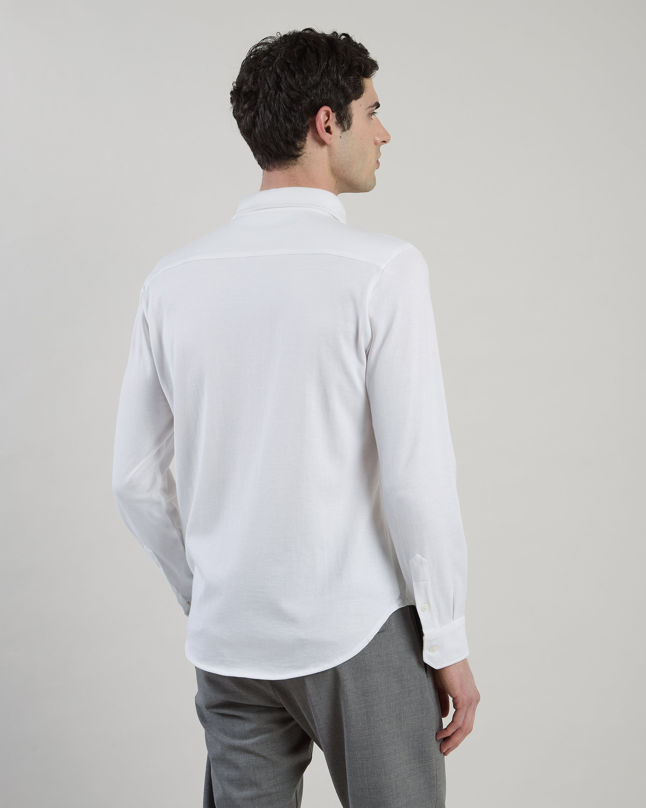 collar detail