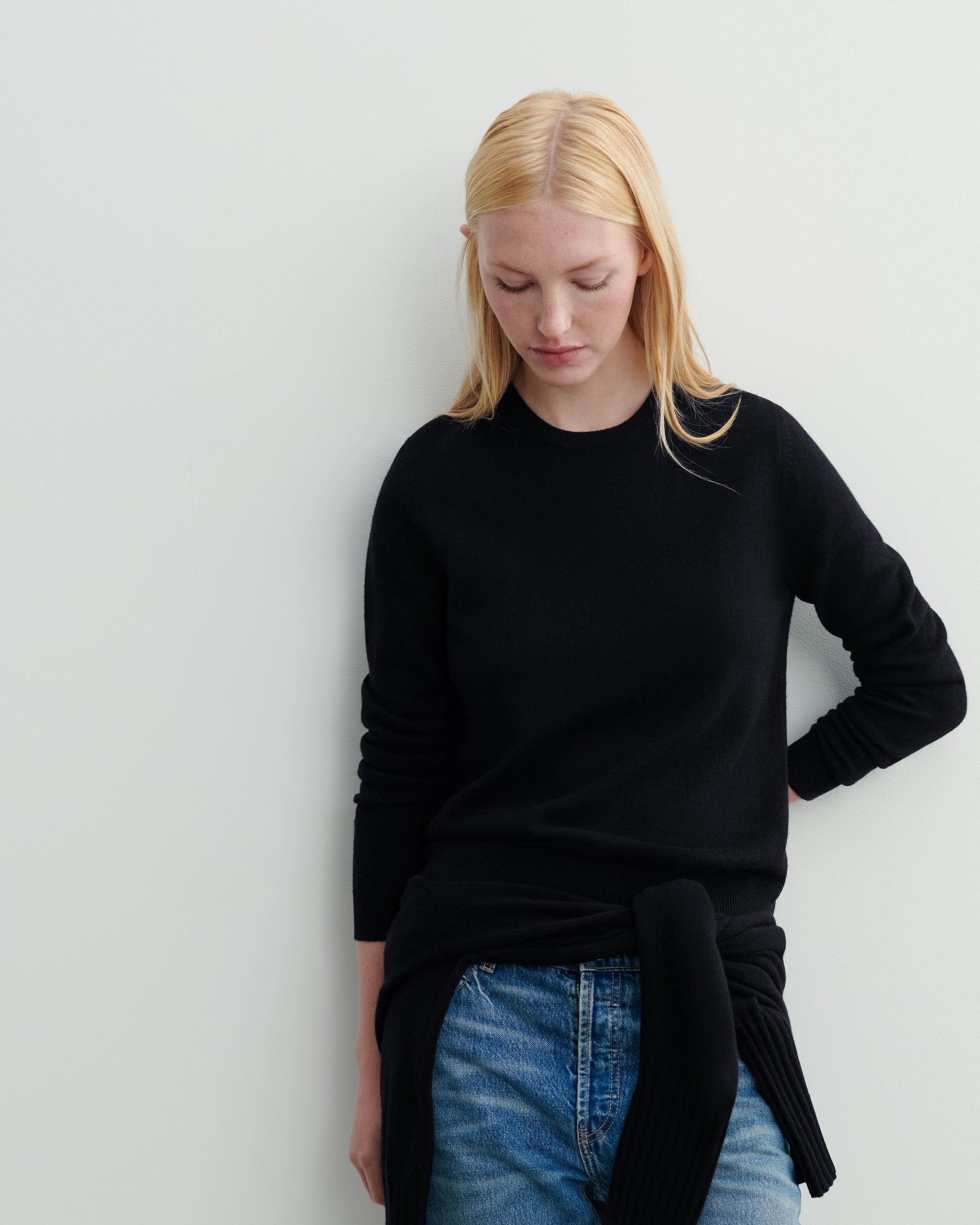 Classic Round Neck Pullover