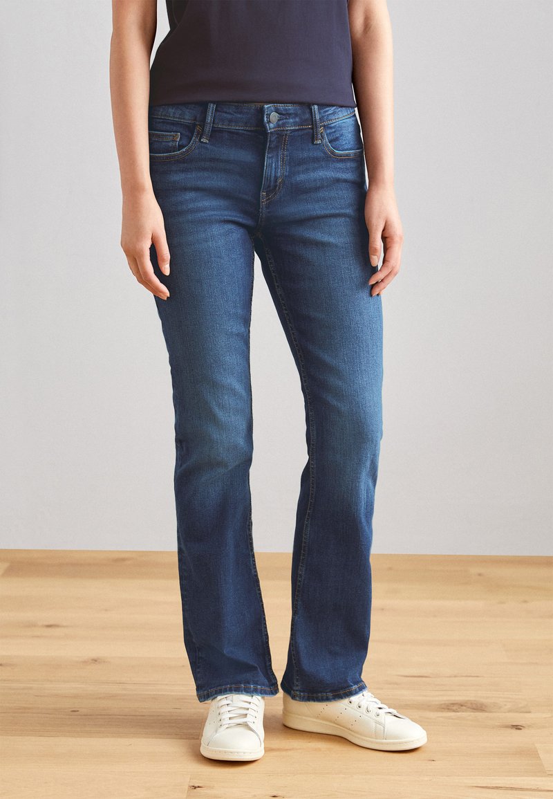 bootcut denim