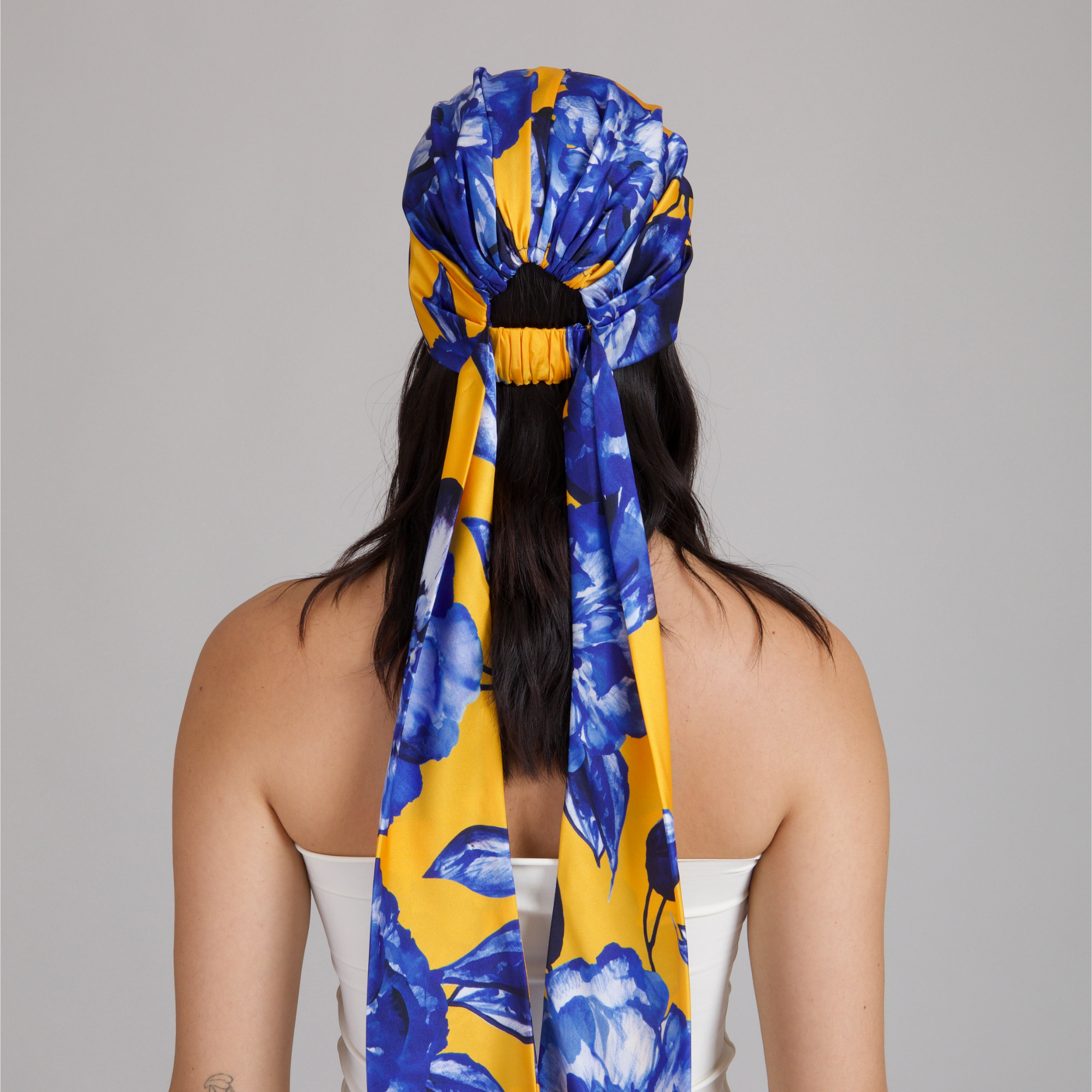 flat scarf view