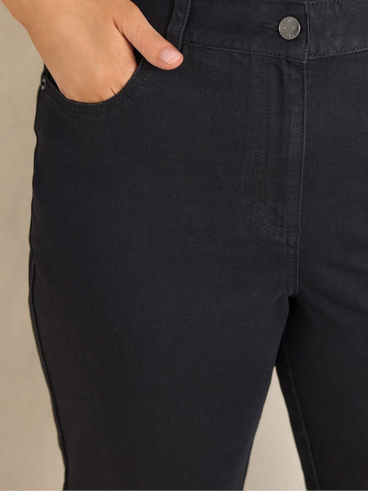 Pocket detail
