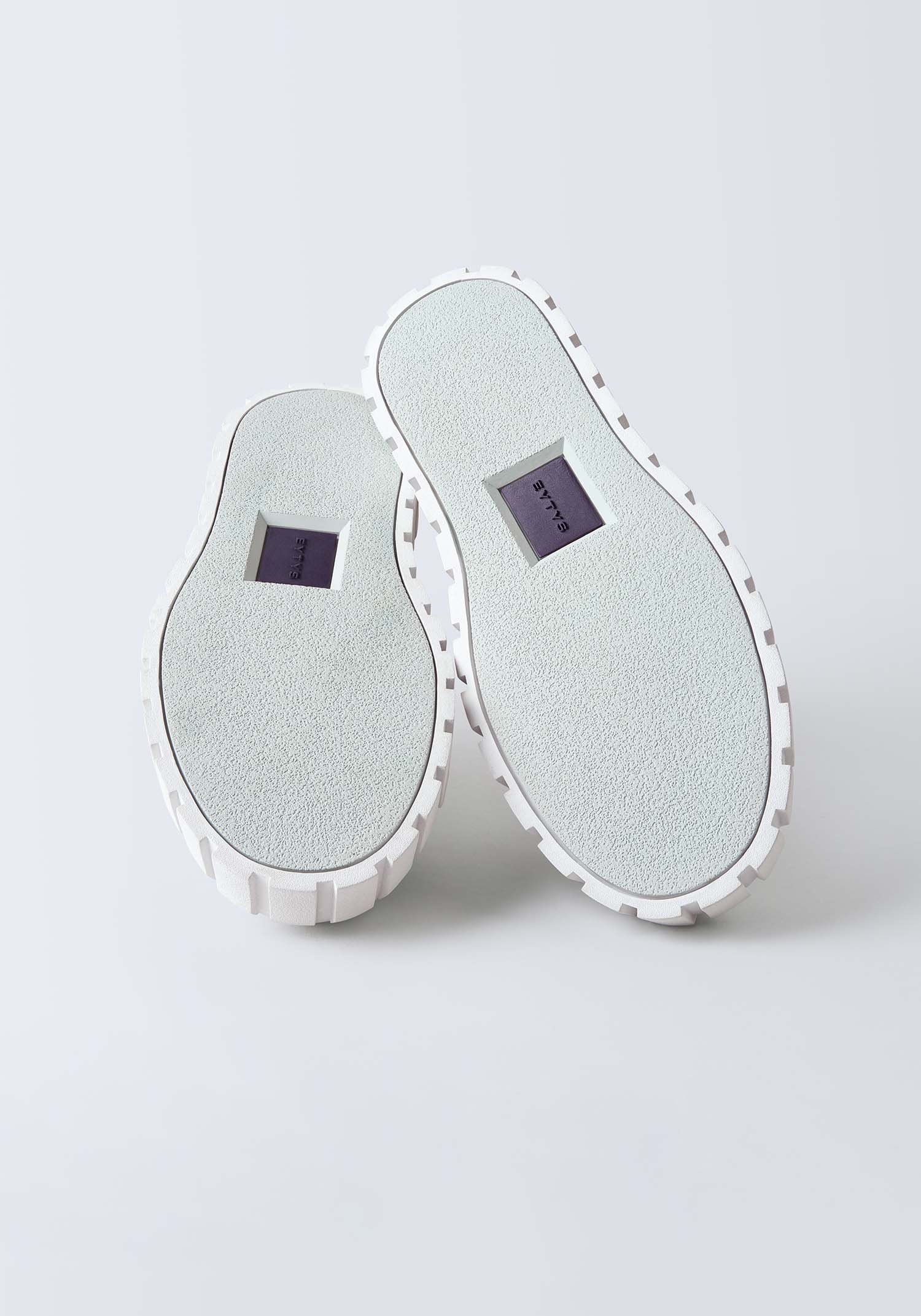 heel detail