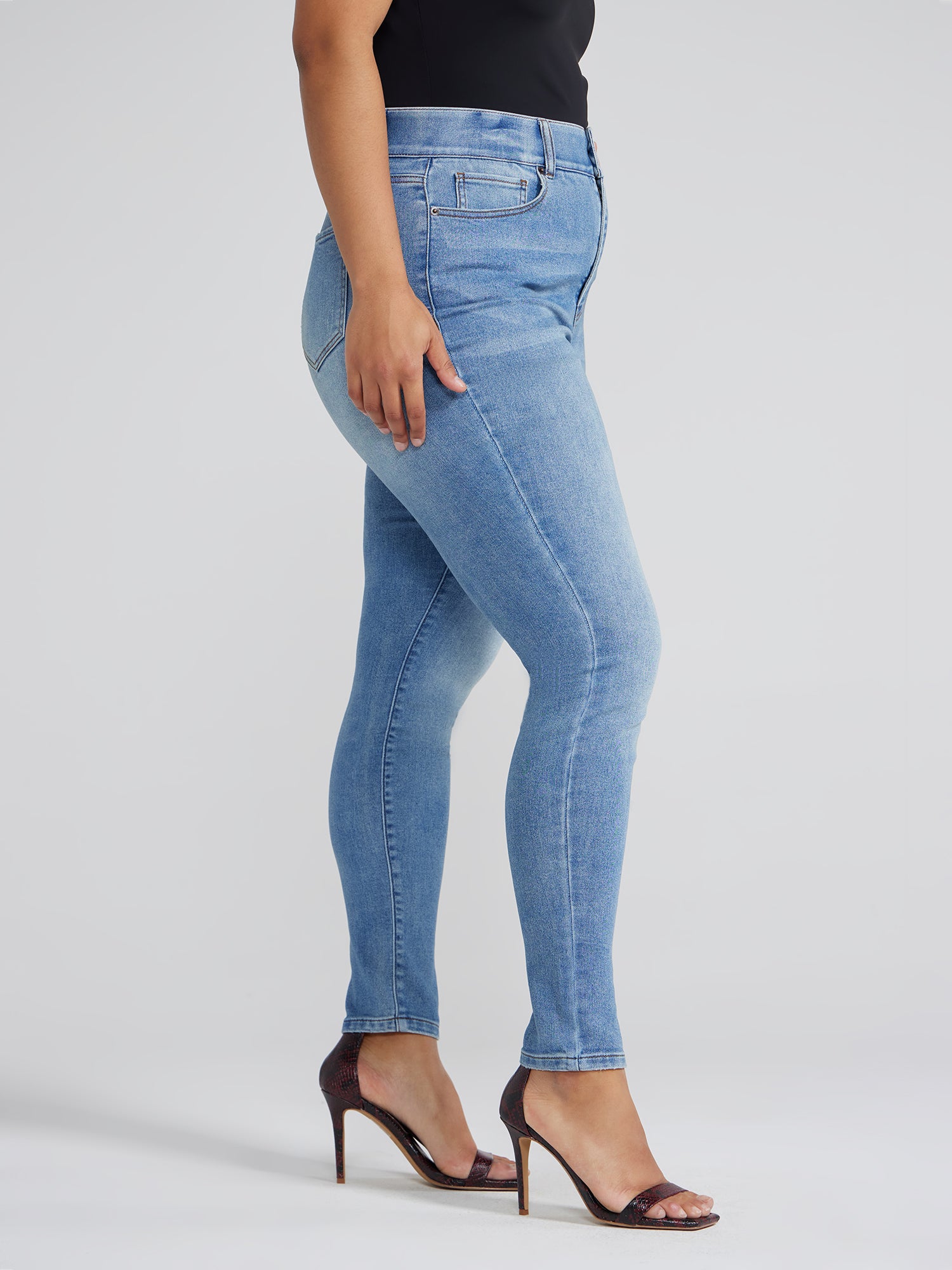waistband detail