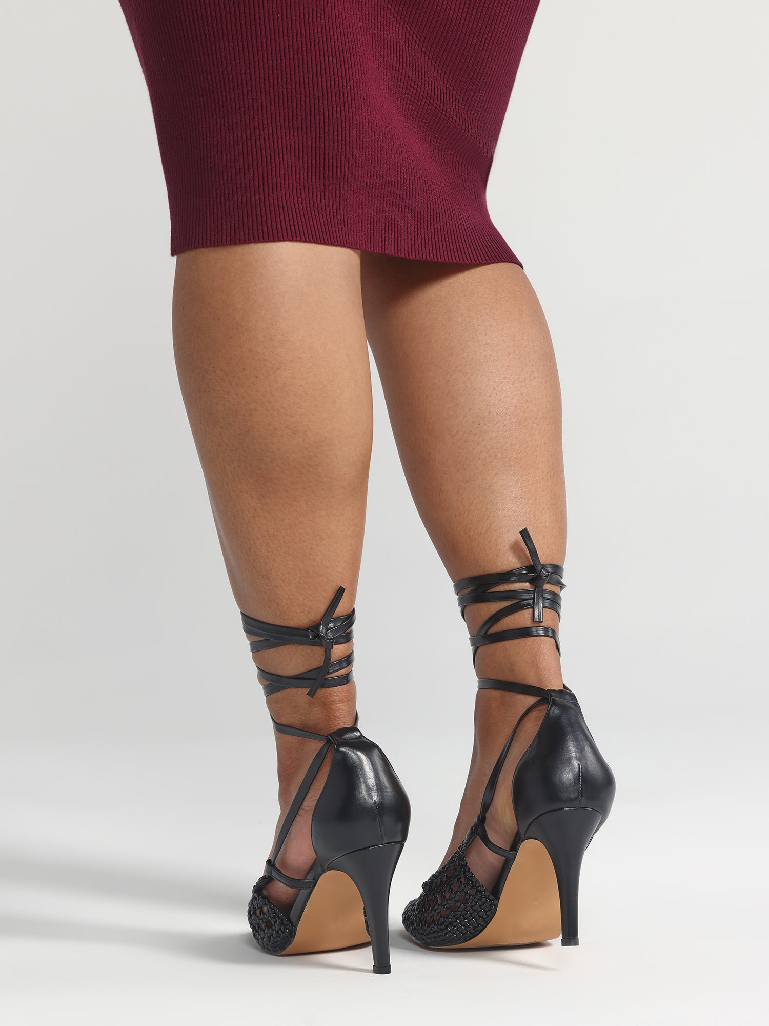 macrame upper detail