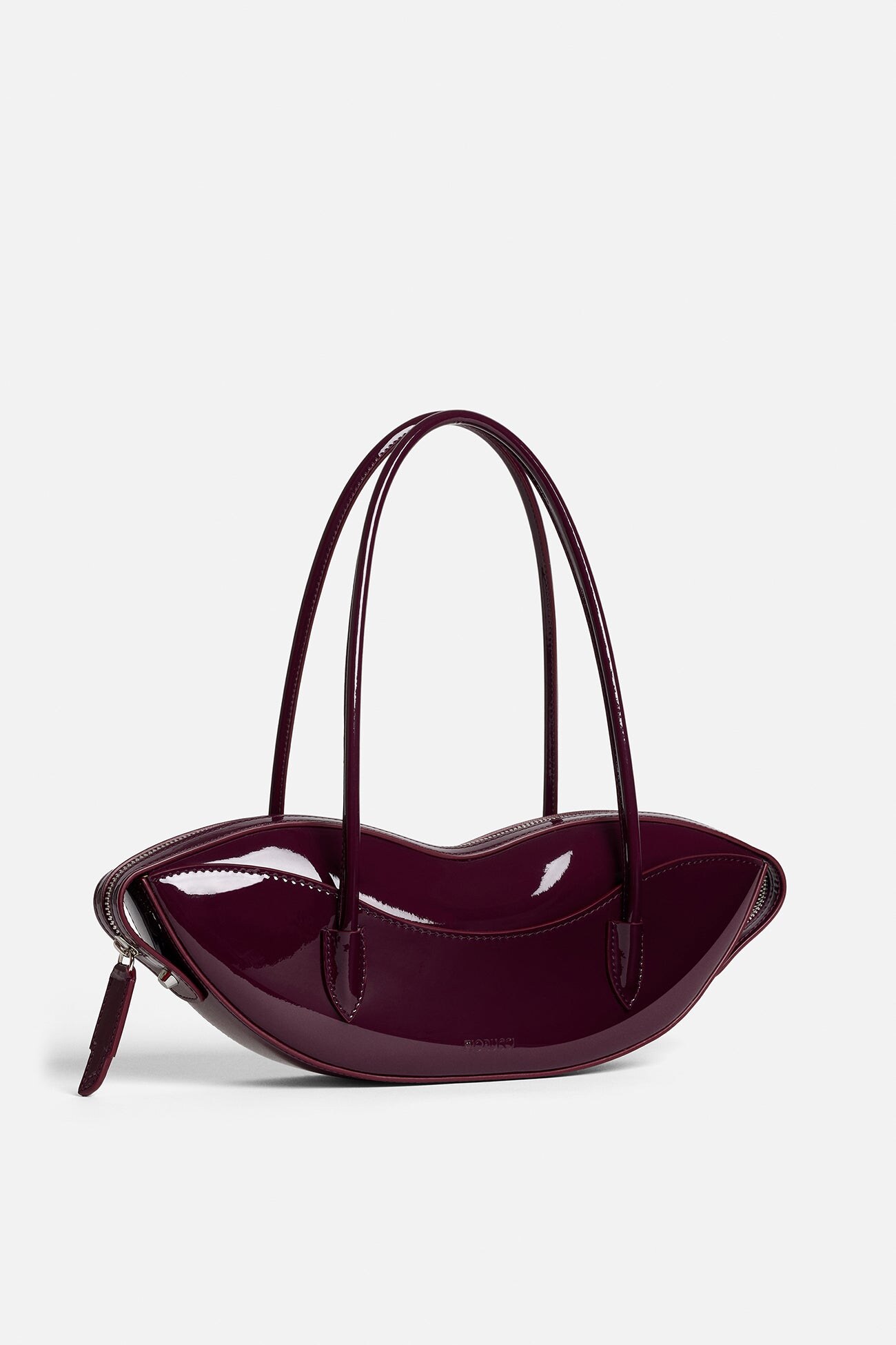 front profile of the sculptural lip shape