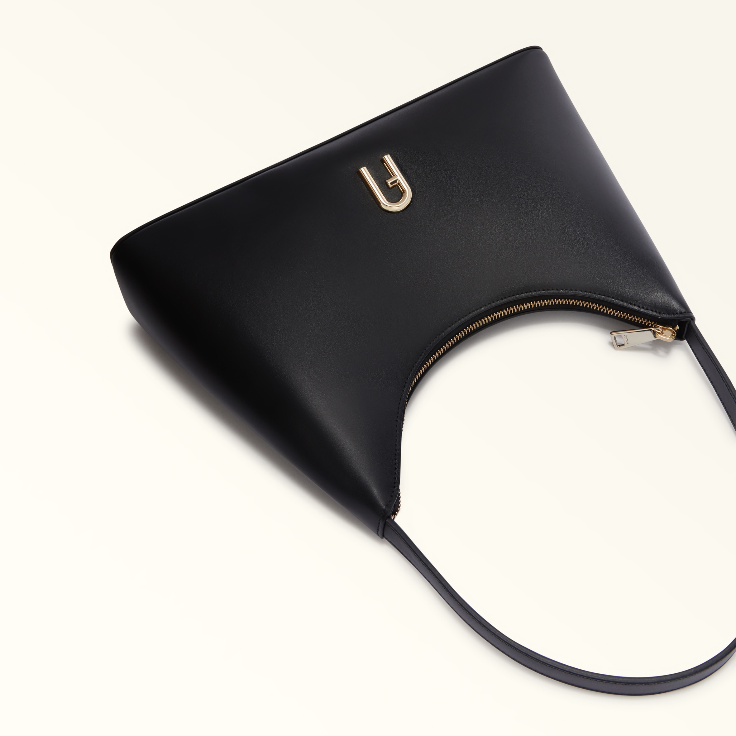 side angle of the slim hobo profile