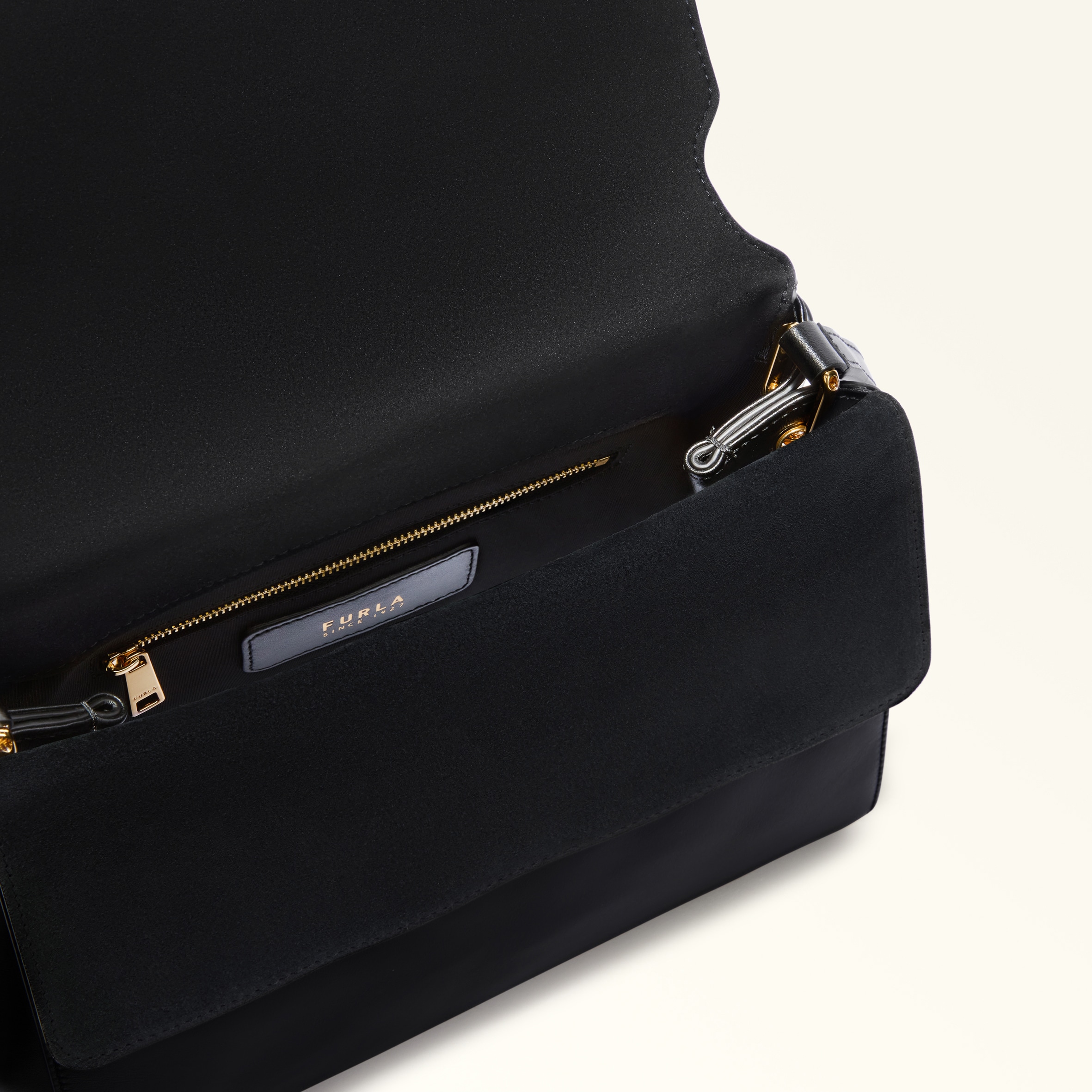 interior and zipper detail