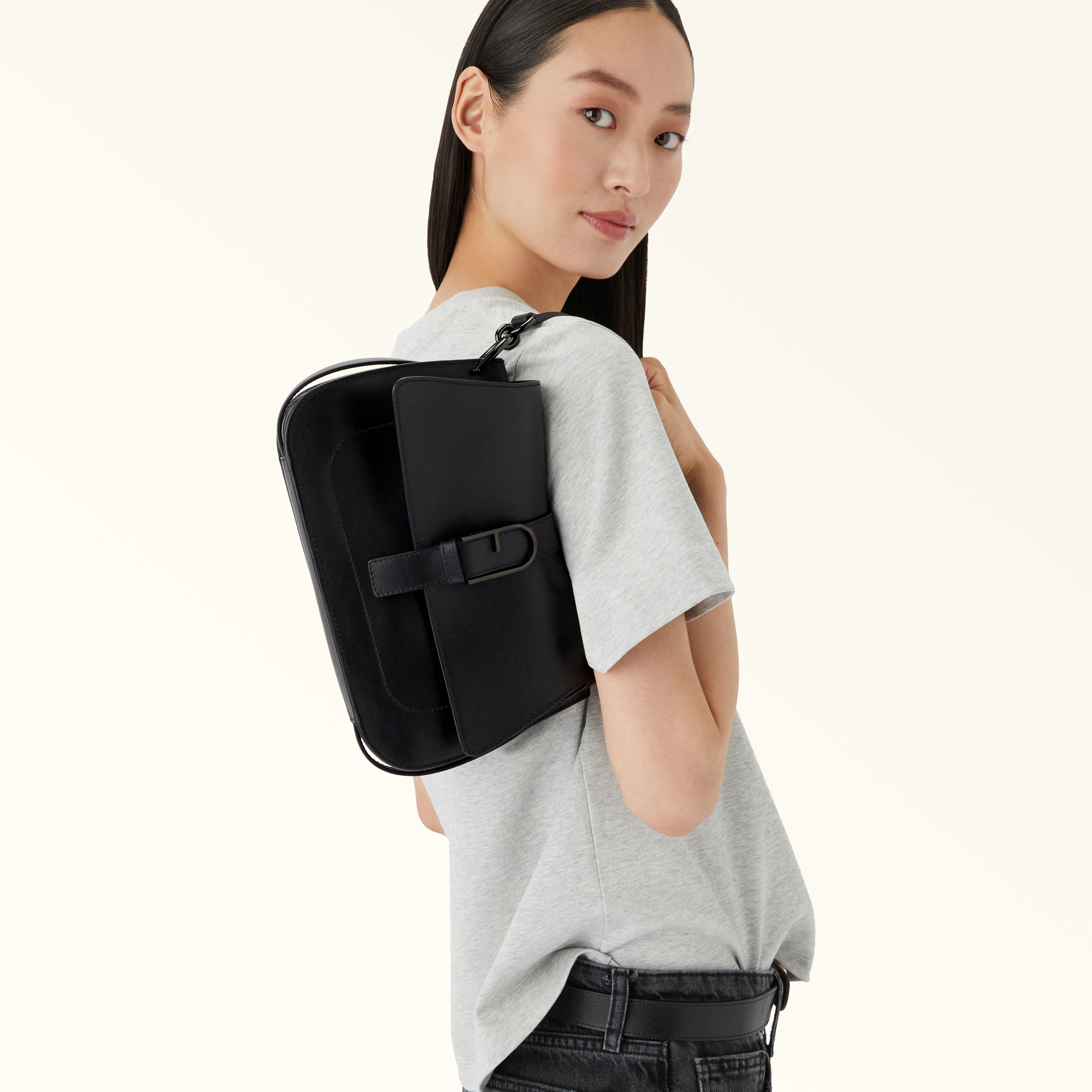 worn as a shoulder bag