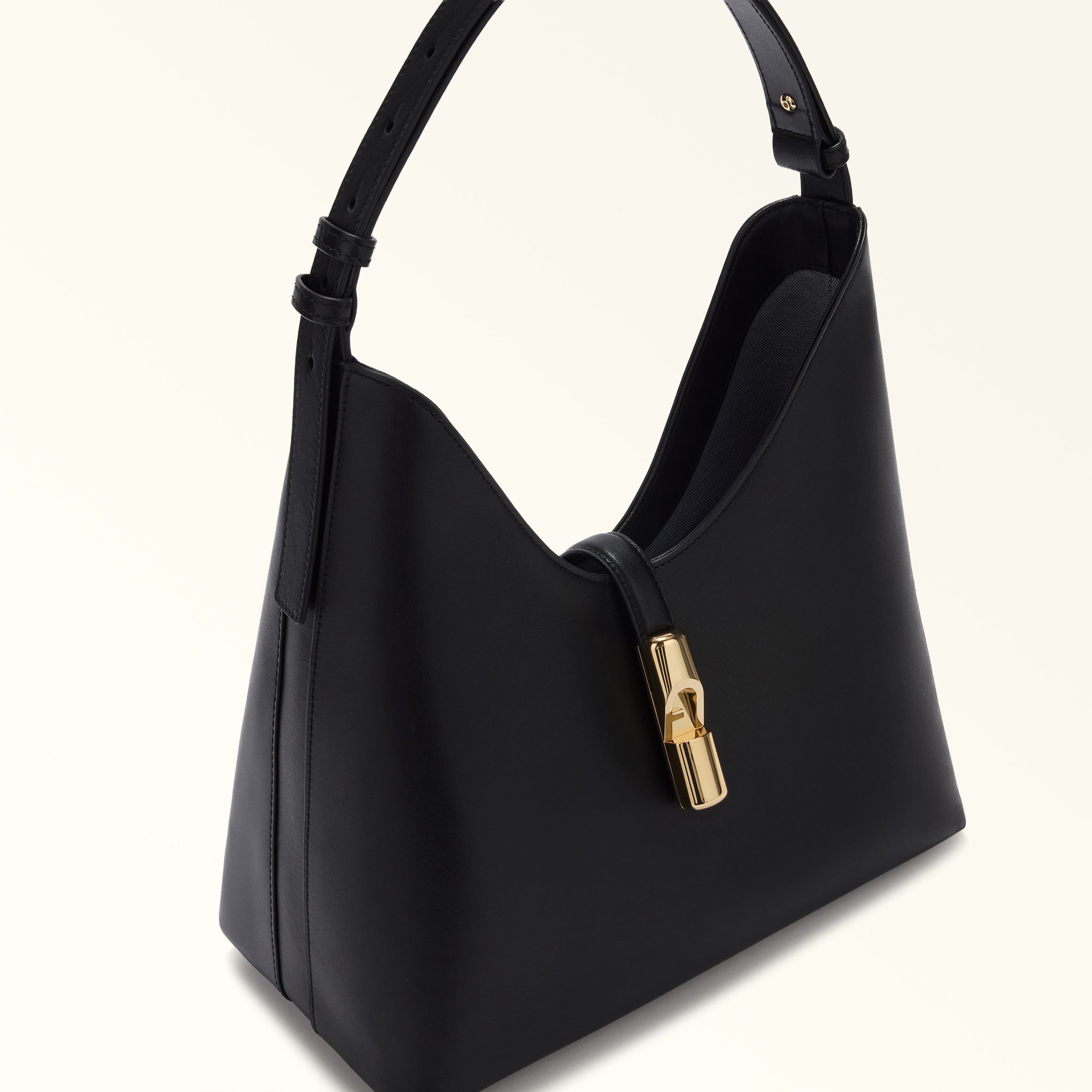 side profile and adjustable handle